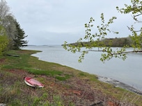 5 minute walk to Morgan Bay