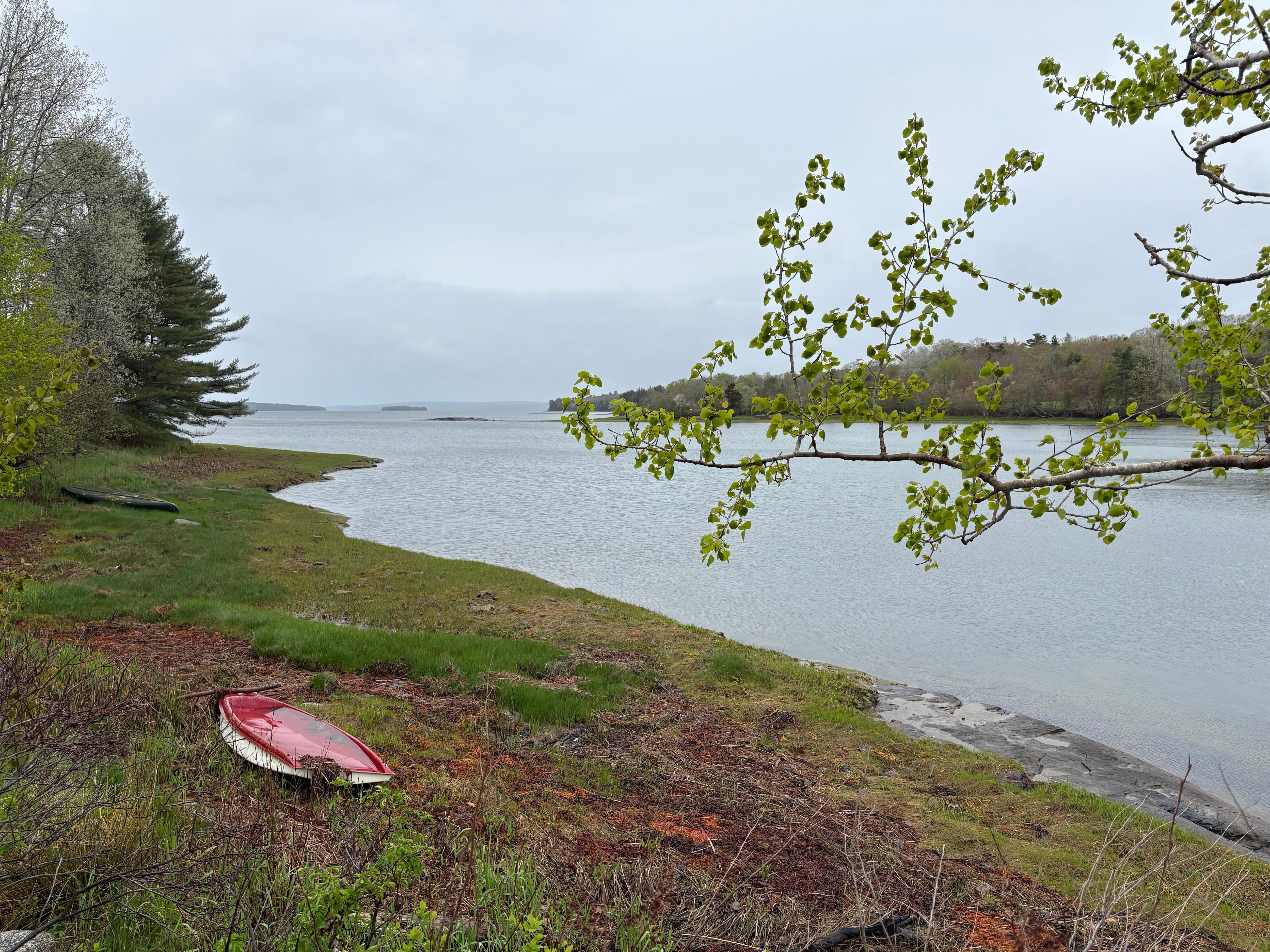 5 minute walk to Morgan Bay