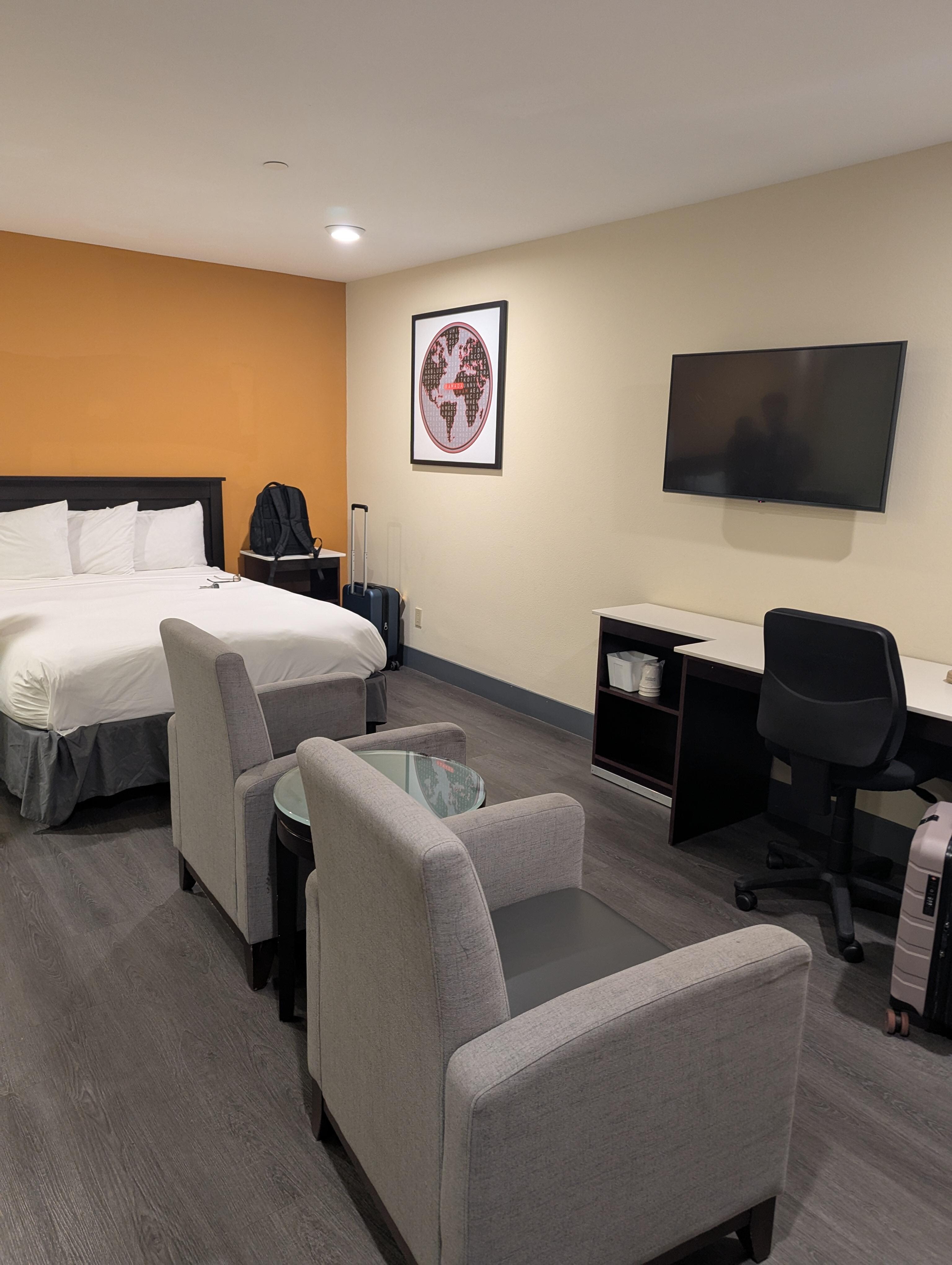 Room with 2 queen beds