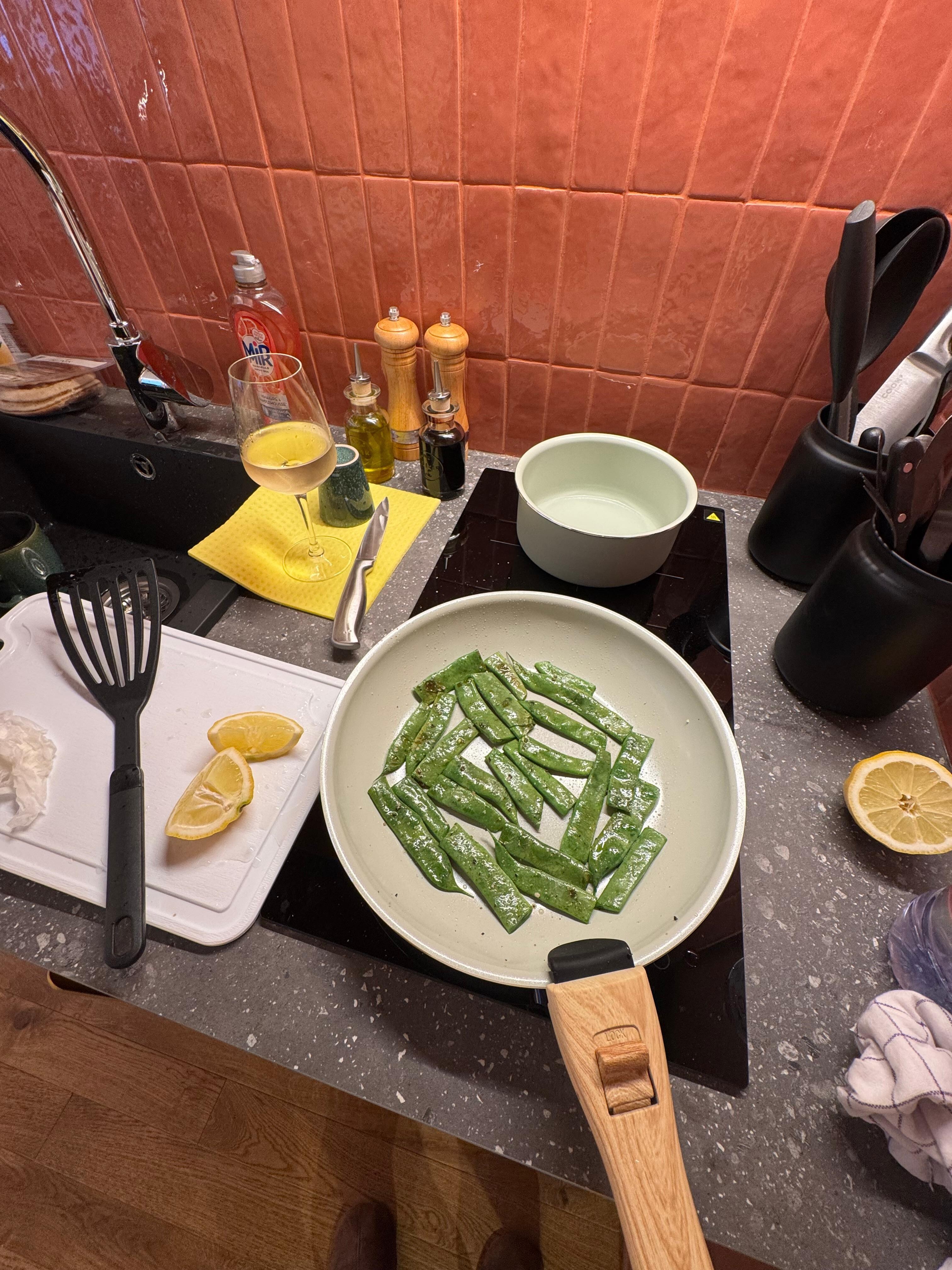 Everything you can possibly imagine compact kitchen
