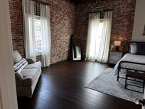 HUGE master bedroom!!