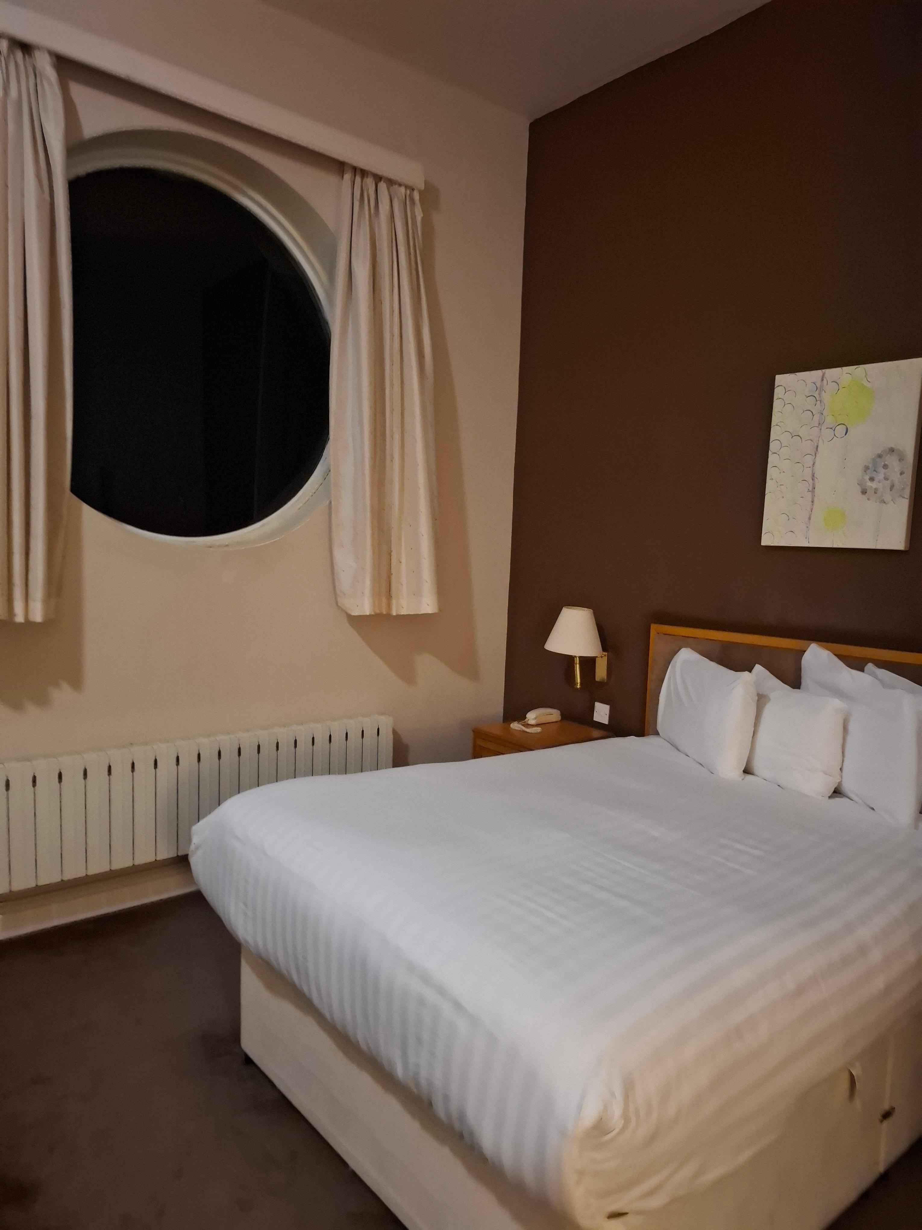 Skipton Hotel Room 515 Double Canal View Avoid due to noise from Room 514