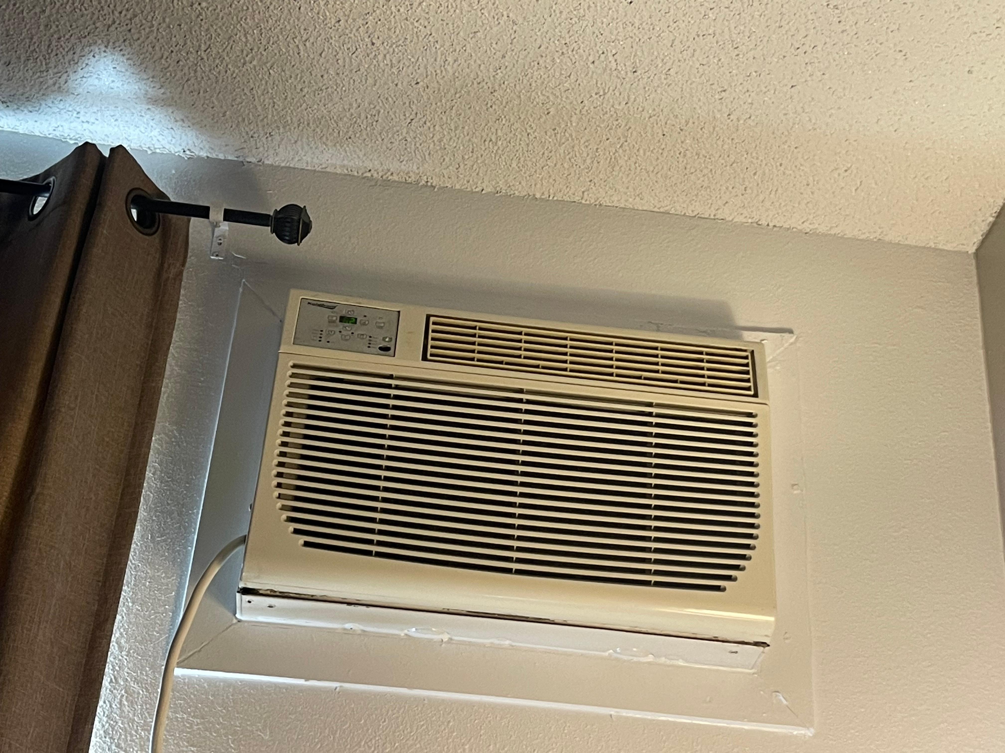  AC unit in the room old and noisy as hell!! If video was allowed to upload I would have added that too! 