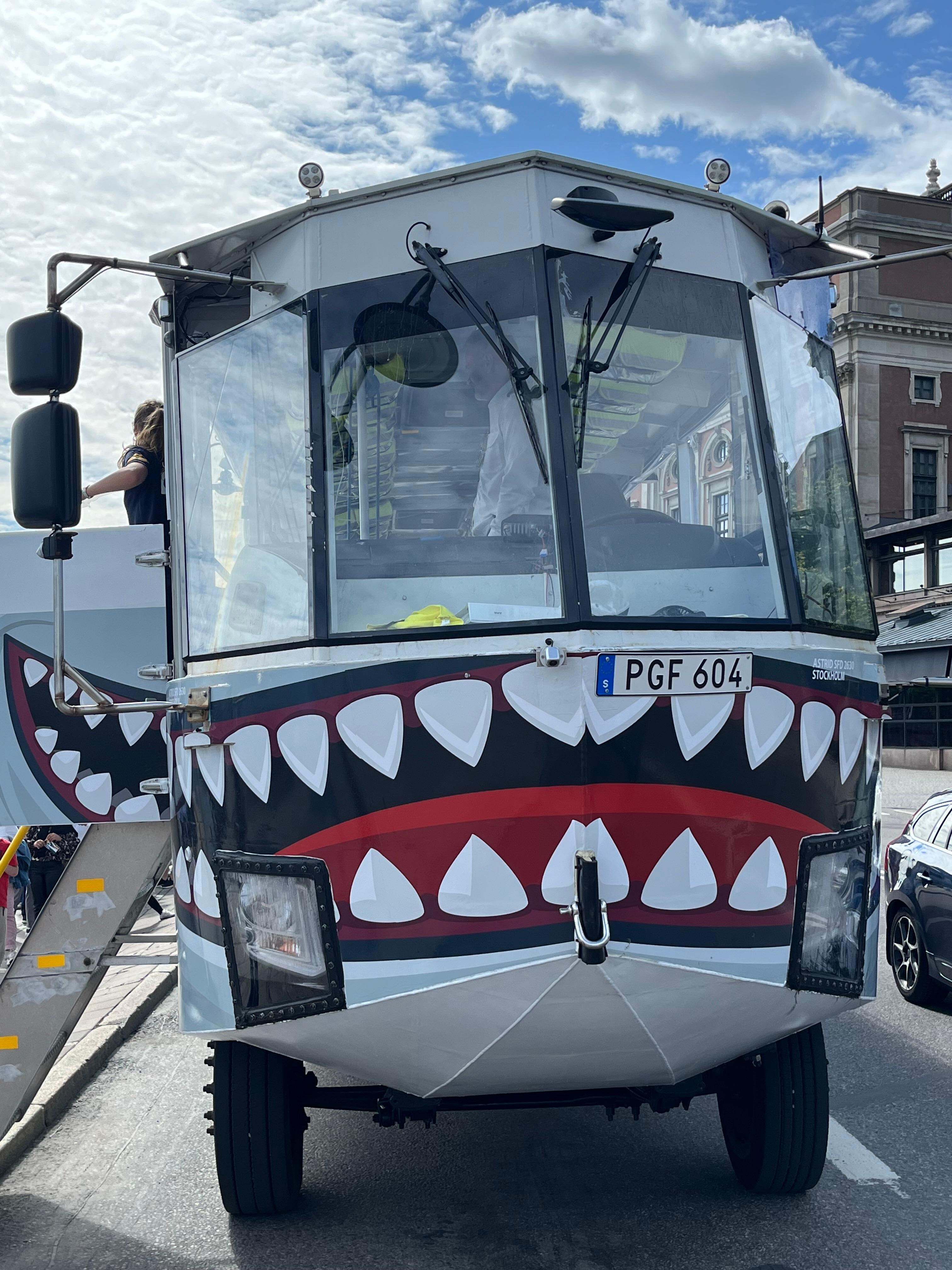 Fantastisk tur med amfibie buss/båt toppet en fin uke med mange forskjellige aktiviteter