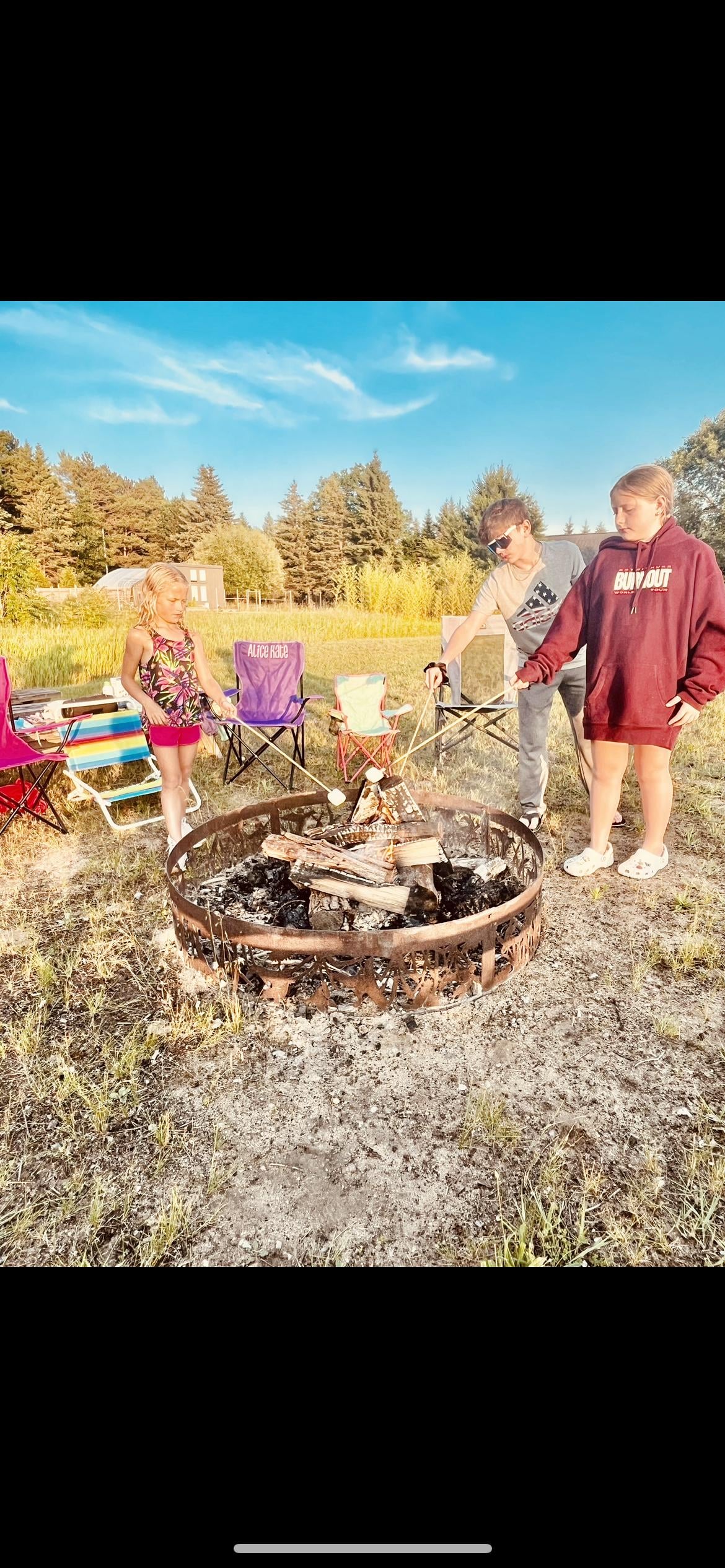 Fire by sunset! S’mores for the win! 