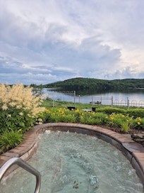 Jacuzzi extérieur