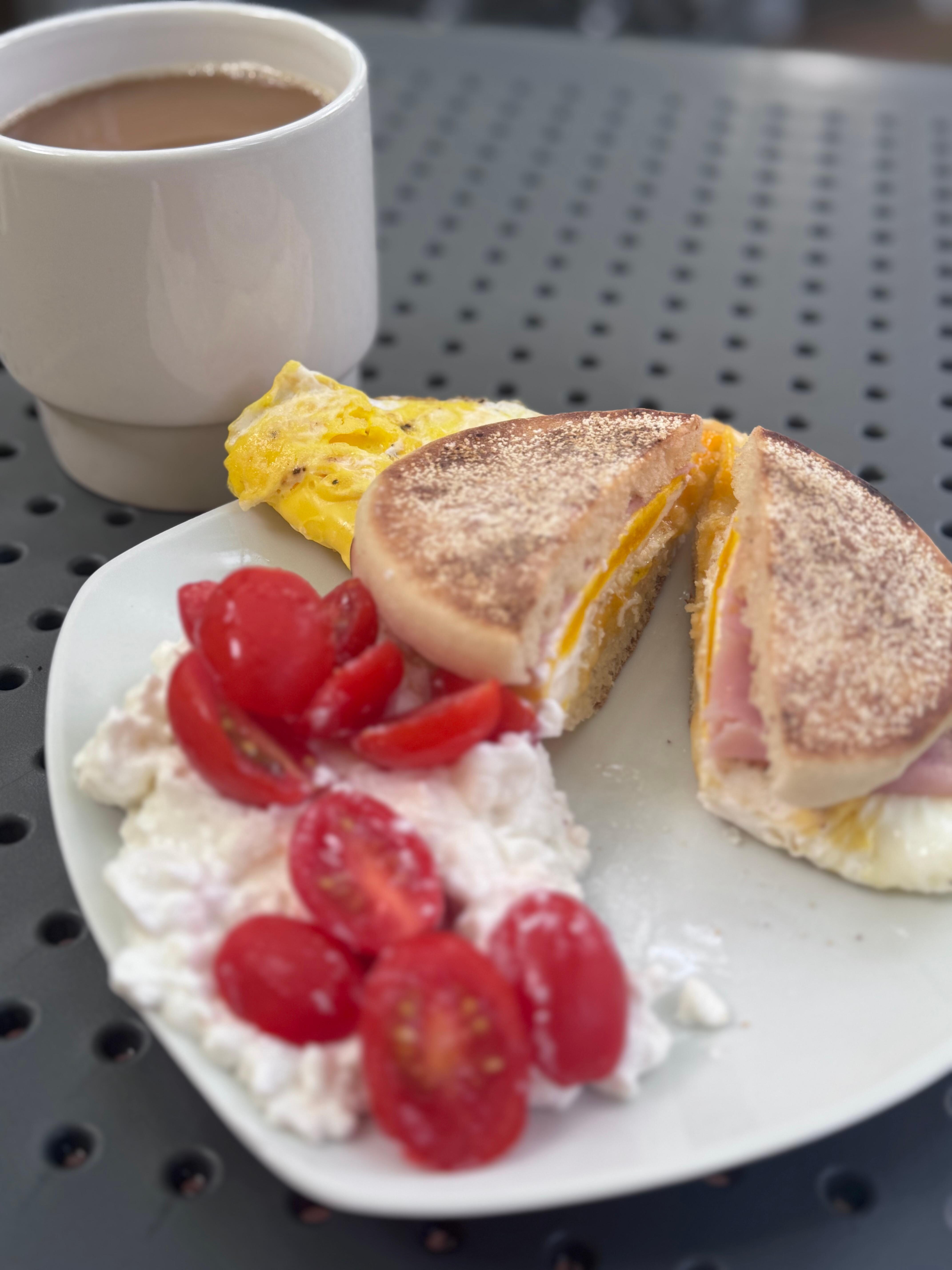 Breakfast in the courtyard. 