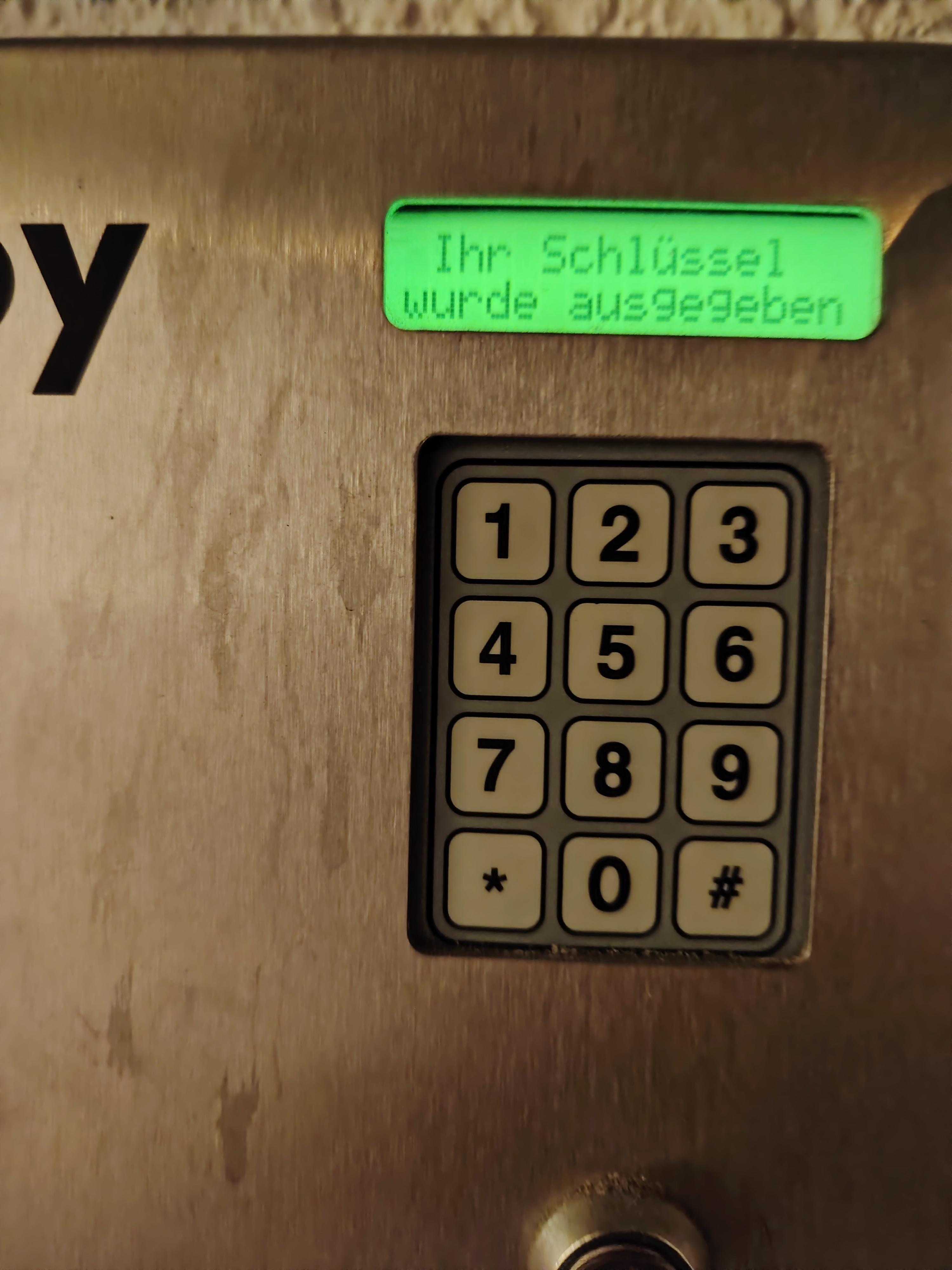 Ｉ　ｋｅｙｅｄ　ｉｎｔｈｅ　ｐａｓｓｗｏｒｄ　ｂｕｔ　ｎｏ　ｋｅｙ　ｆｅｌｌ　ｏｕｔ．　　