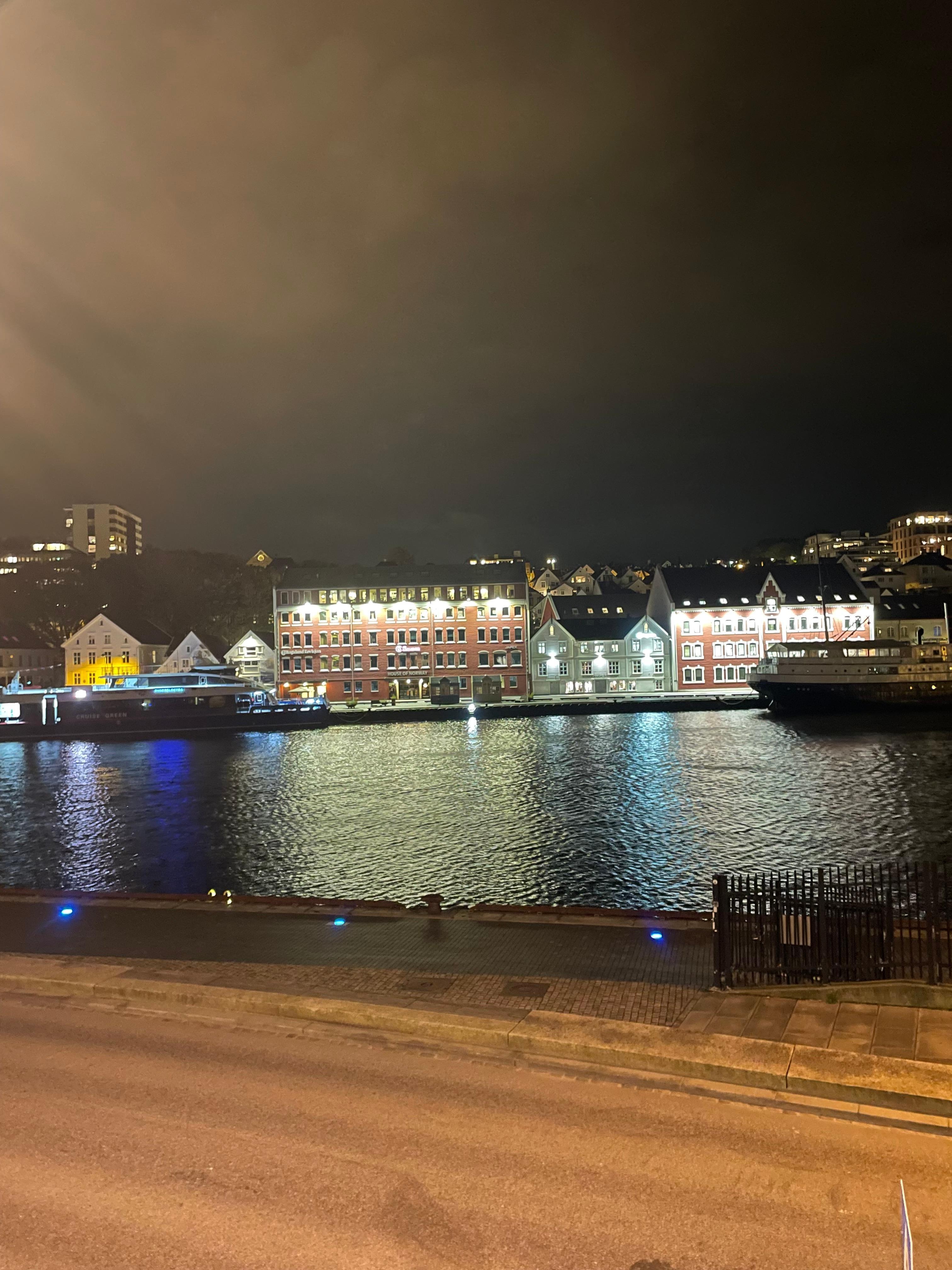 Utsikt från hotellrummet. 