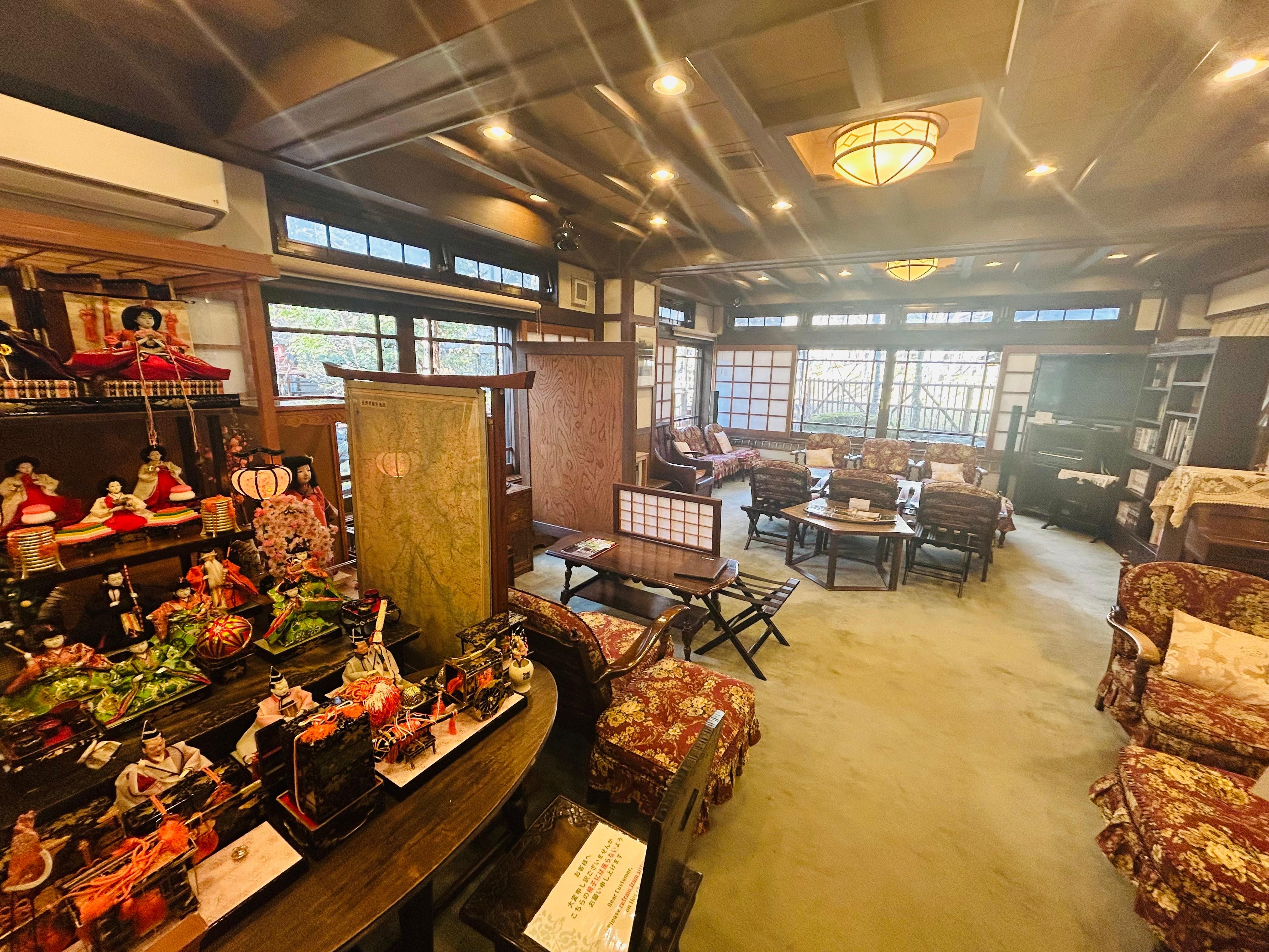 フロントにお雛様飾りがありました！