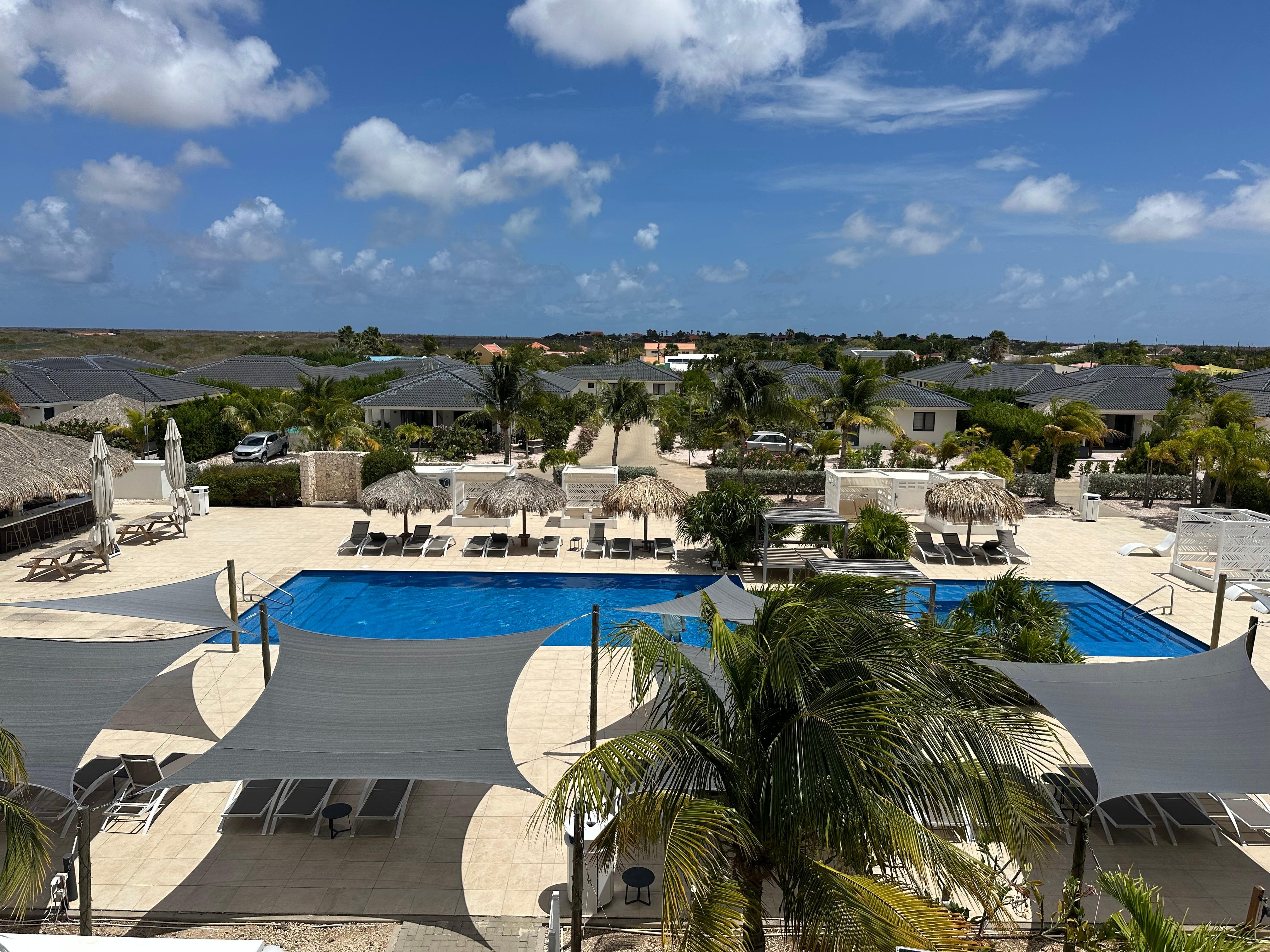 Refreshing large pool - clean