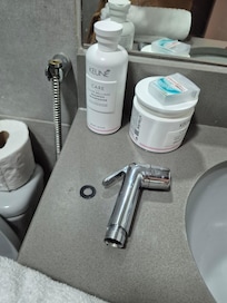 Torneira da ducha higiênica quebrada