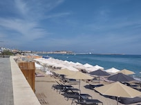 Beautiful clear day on the boardwalk