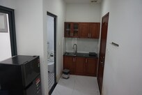 比較的大きい冷蔵庫とシンク