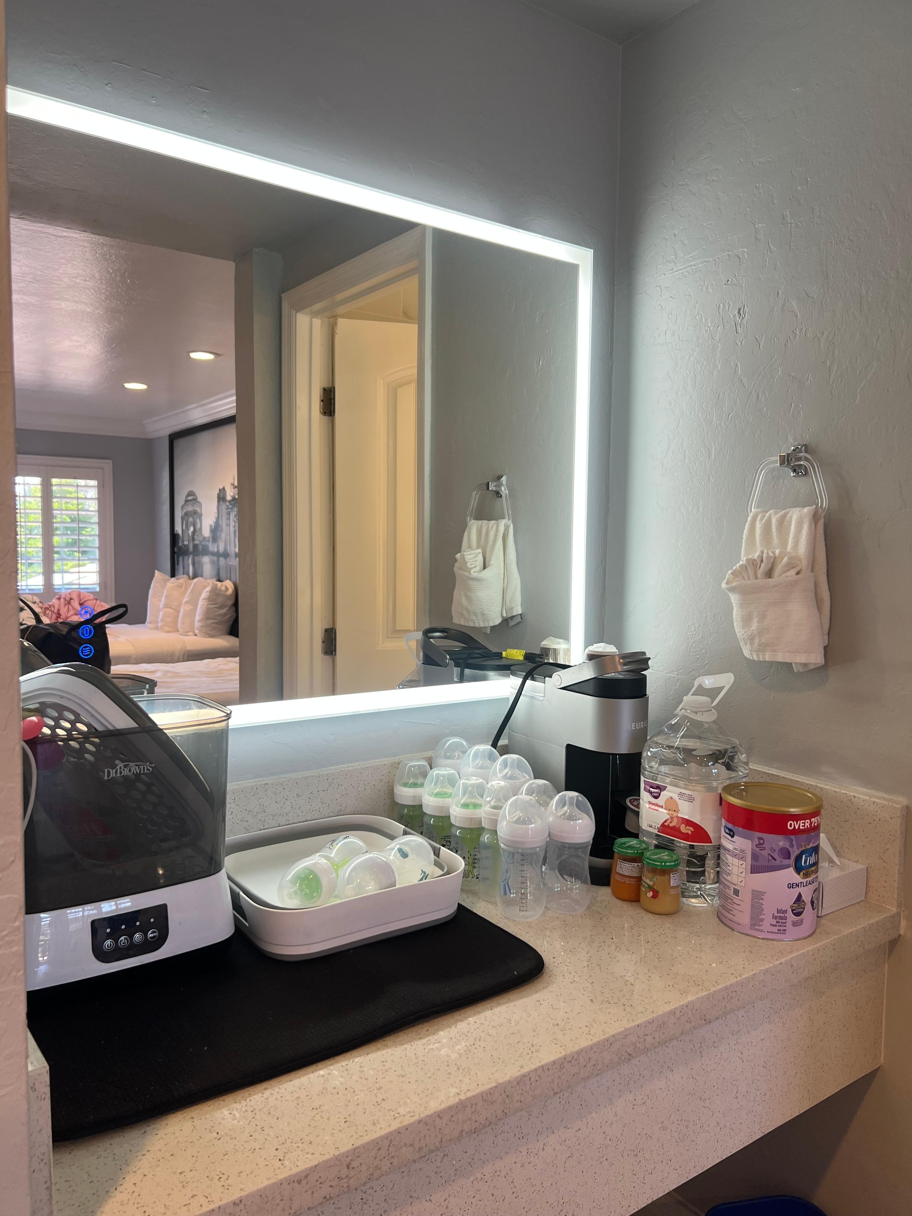 This was our first time traveling w a baby and I love how spacious it was for all of his stuff. 