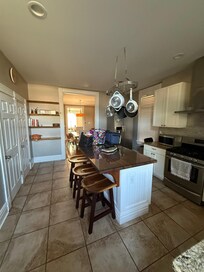 Full sized kitchen