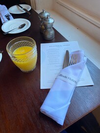 Excellent, and very fresh, orange juice with breakfast