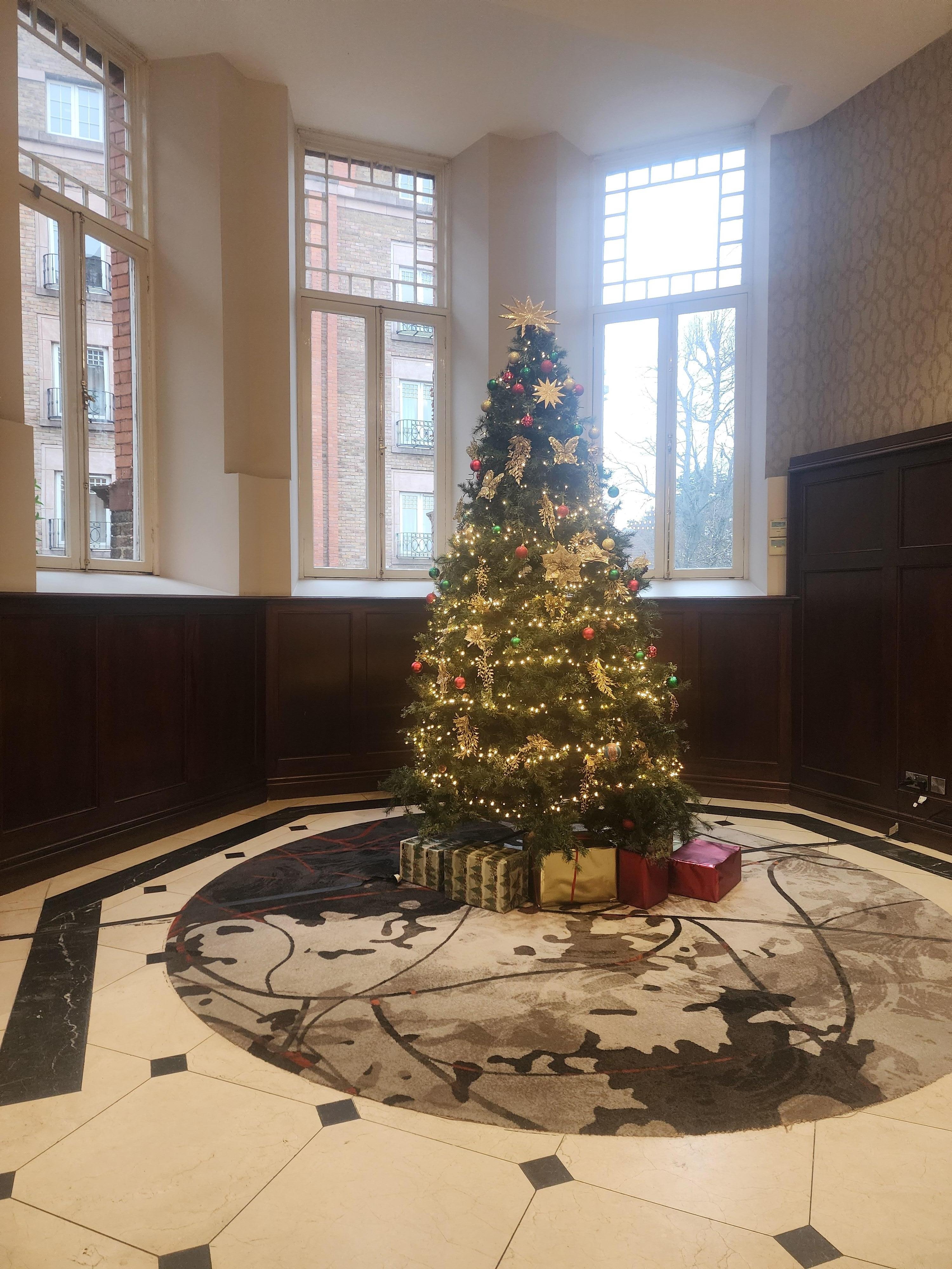 Very festive reception 