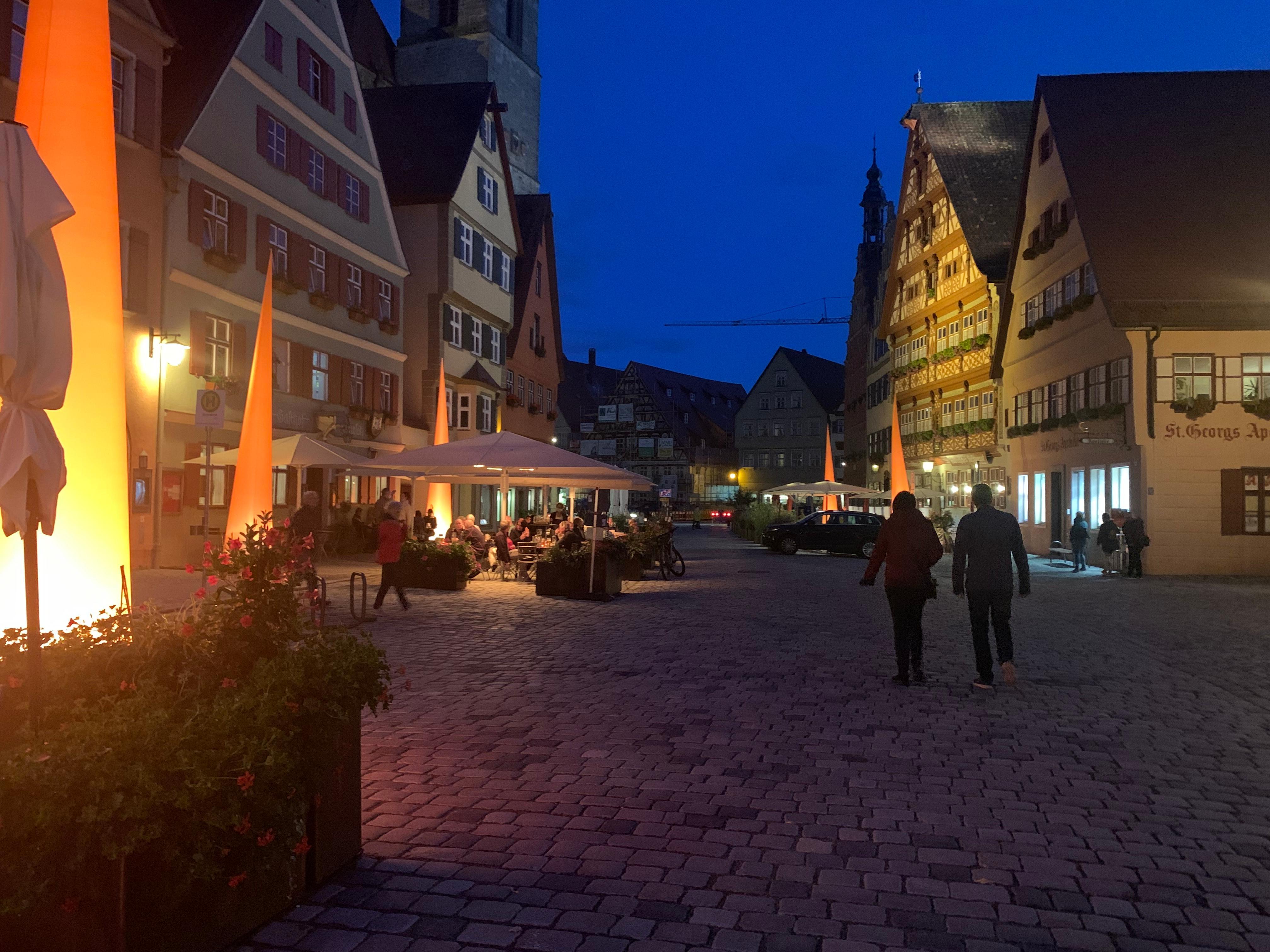 Weinmarkt Strasse by night