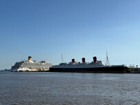 Long Beach dining and attractions just up the road! The Queen Mary, Aquarium of the Pacific, Ballast Point Brewery!