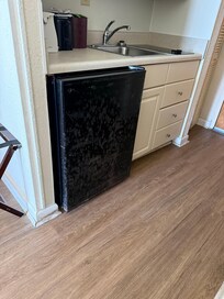 Fridge all bubbles and rusty