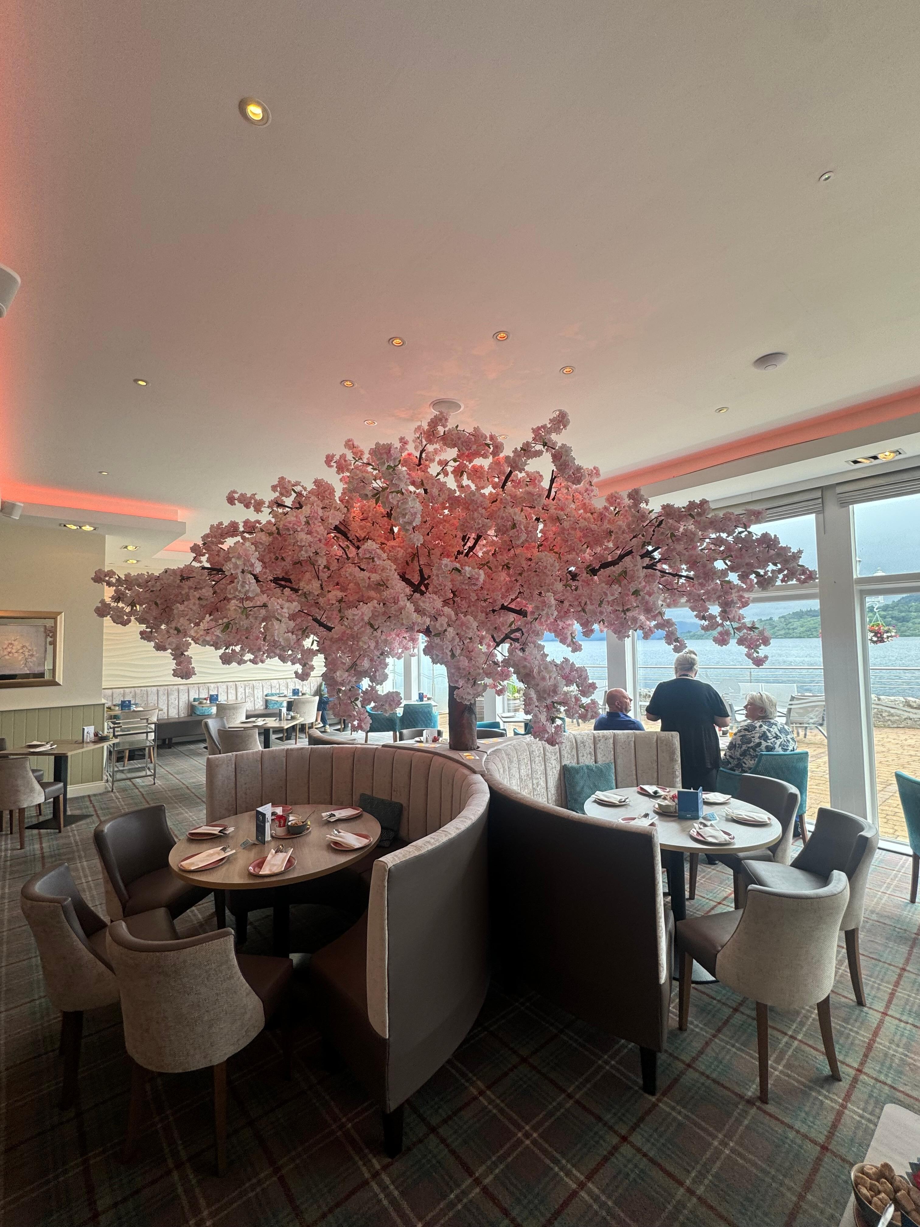 The breakfast sitting area 
