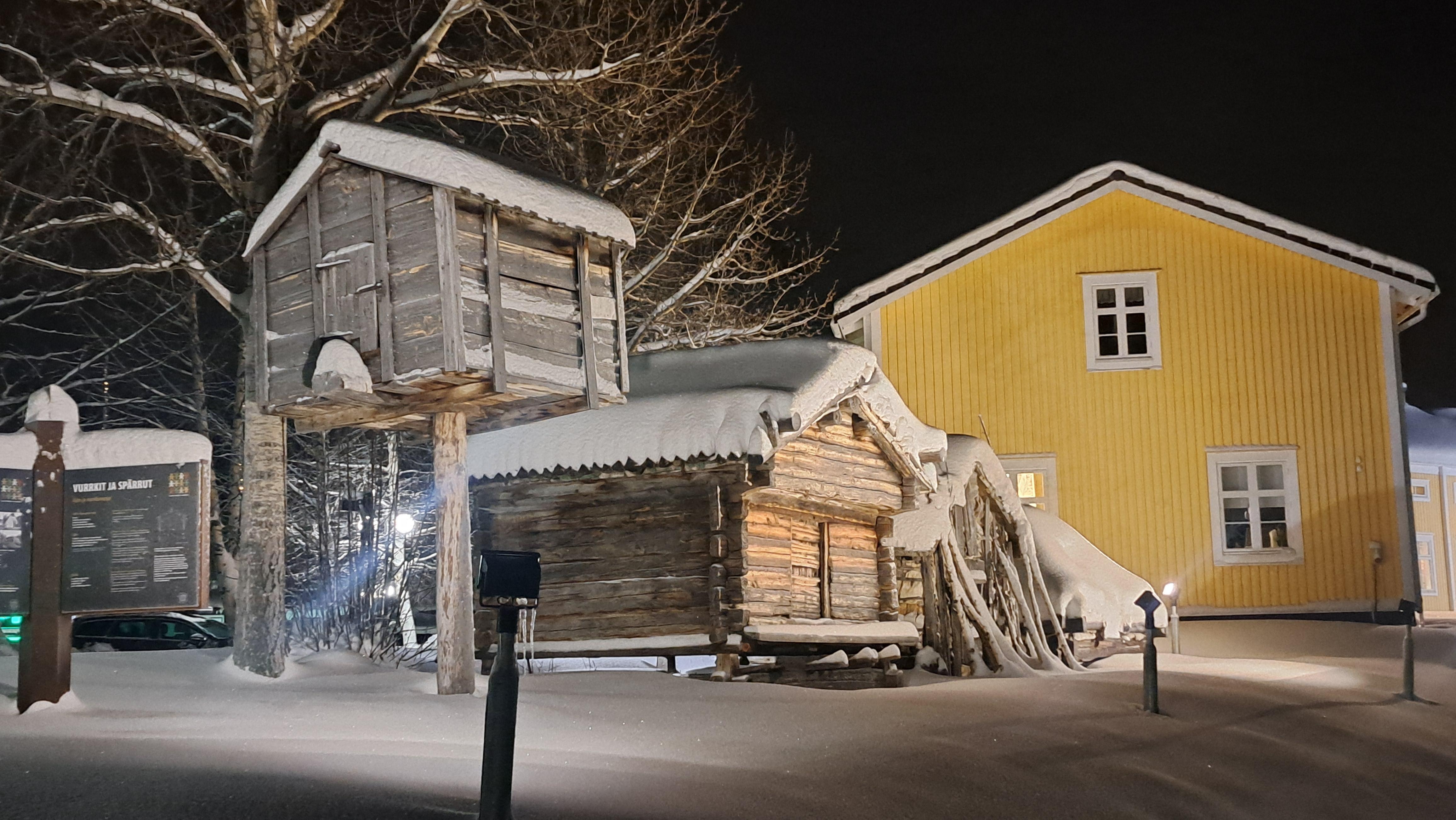 Flott område rundt kirka