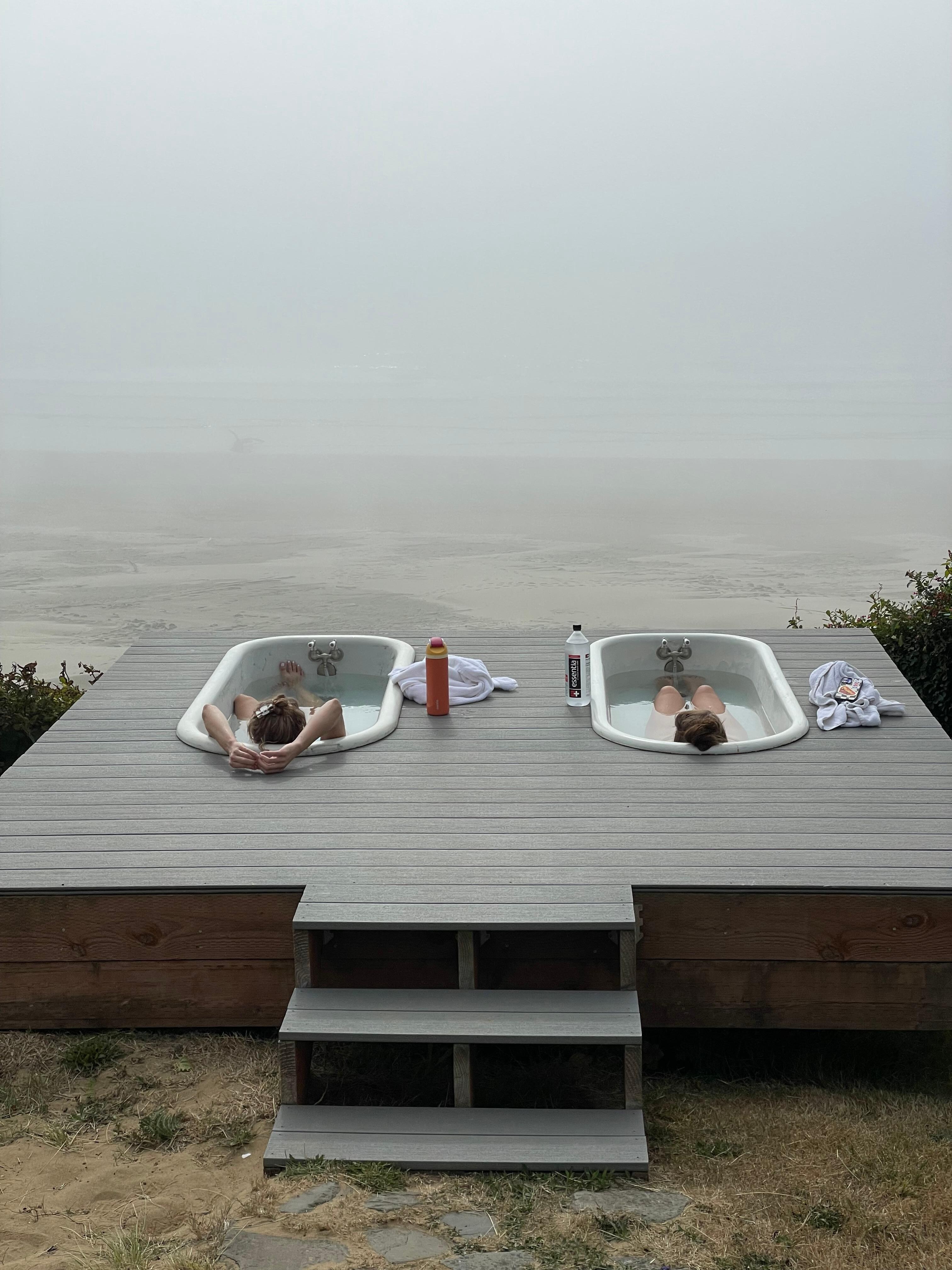 Very relaxing outdoor tubs