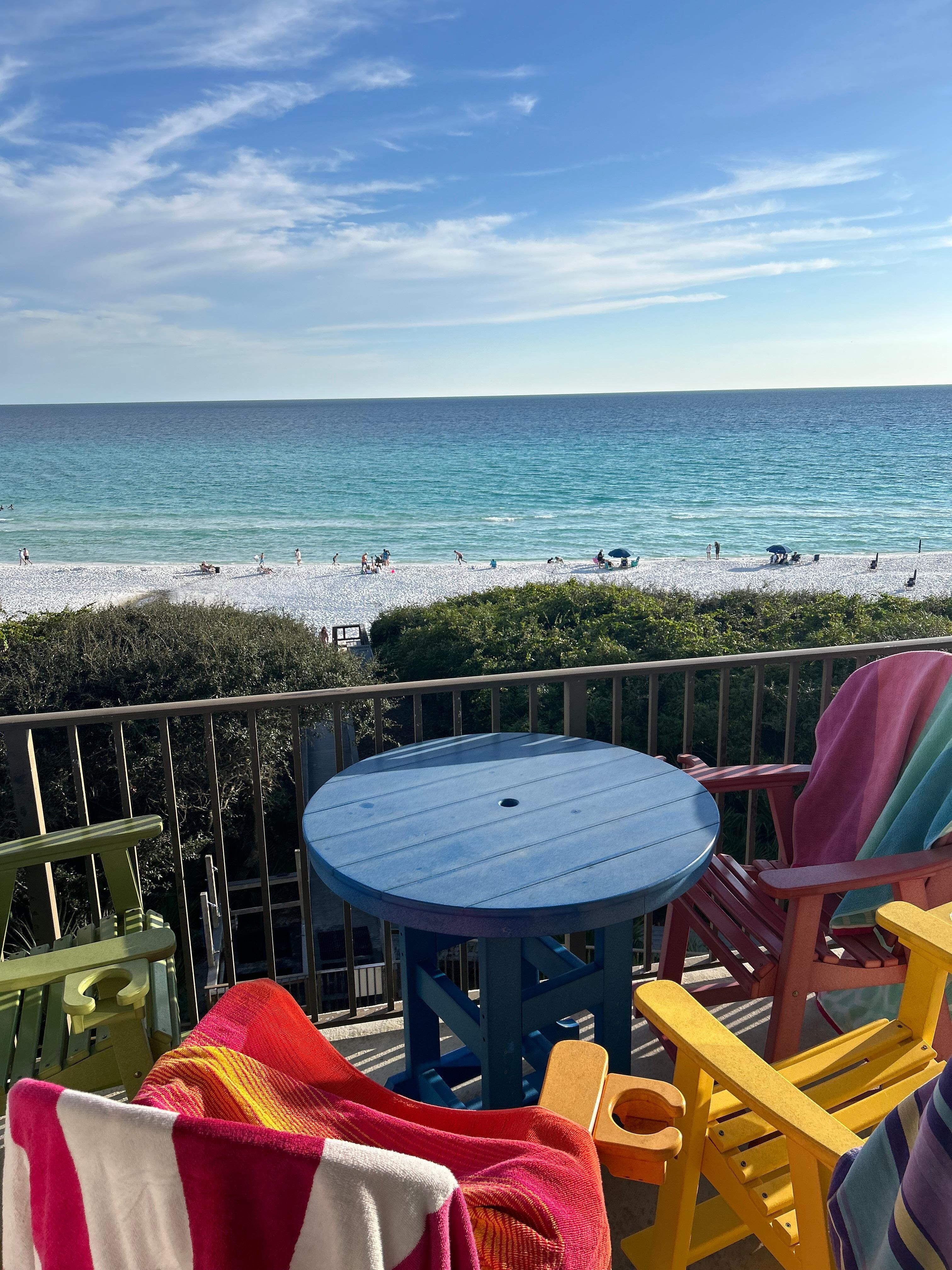 Great place to start with a coffee or end the day with your favorite beverage. 