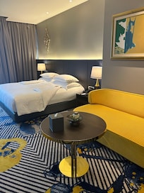 éšć±ăăȘăăŒăă„ăŒăźéšć±ăŻćșăćż«é©