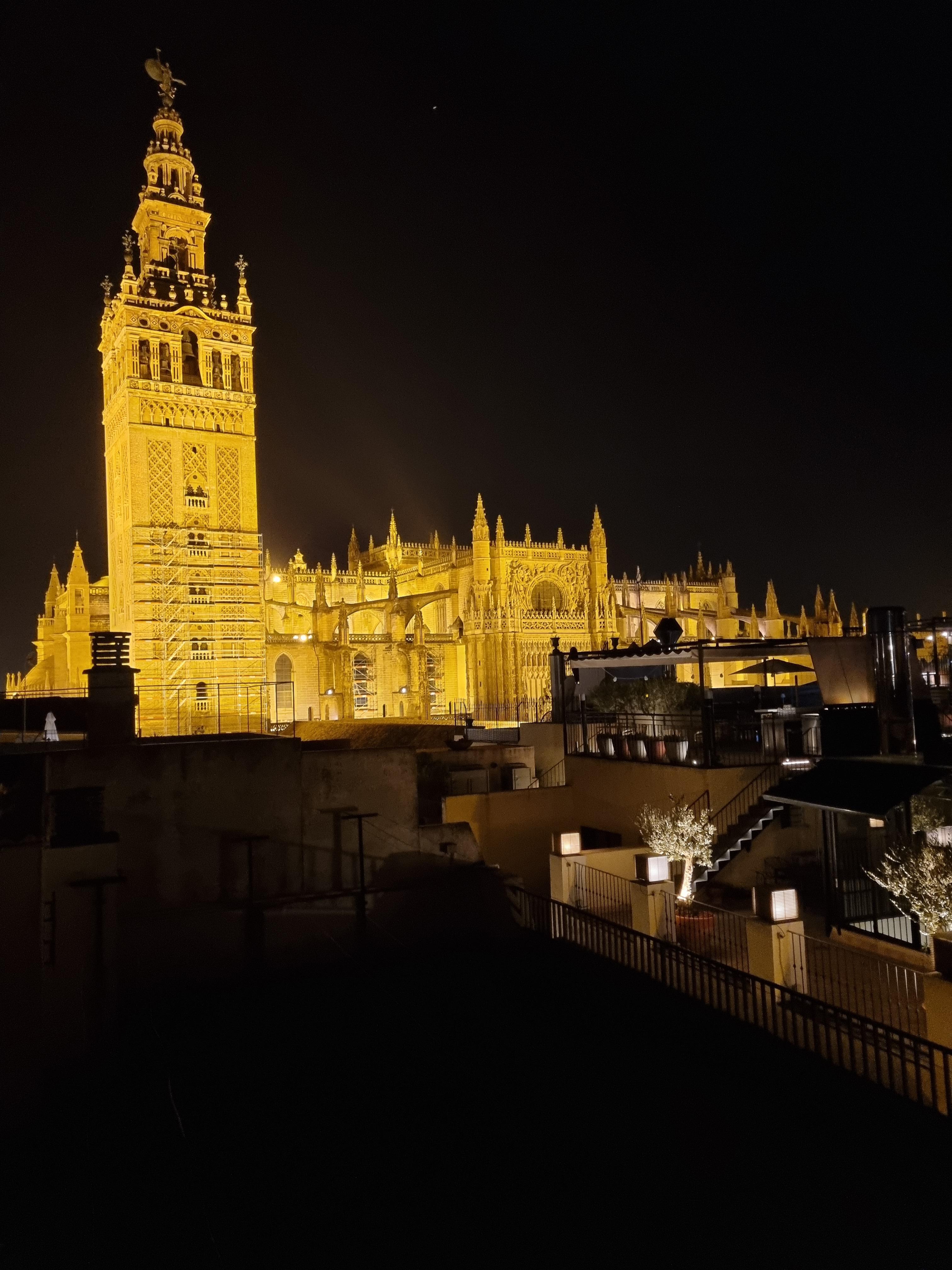 Aussicht bei Nacht von der Terrasse