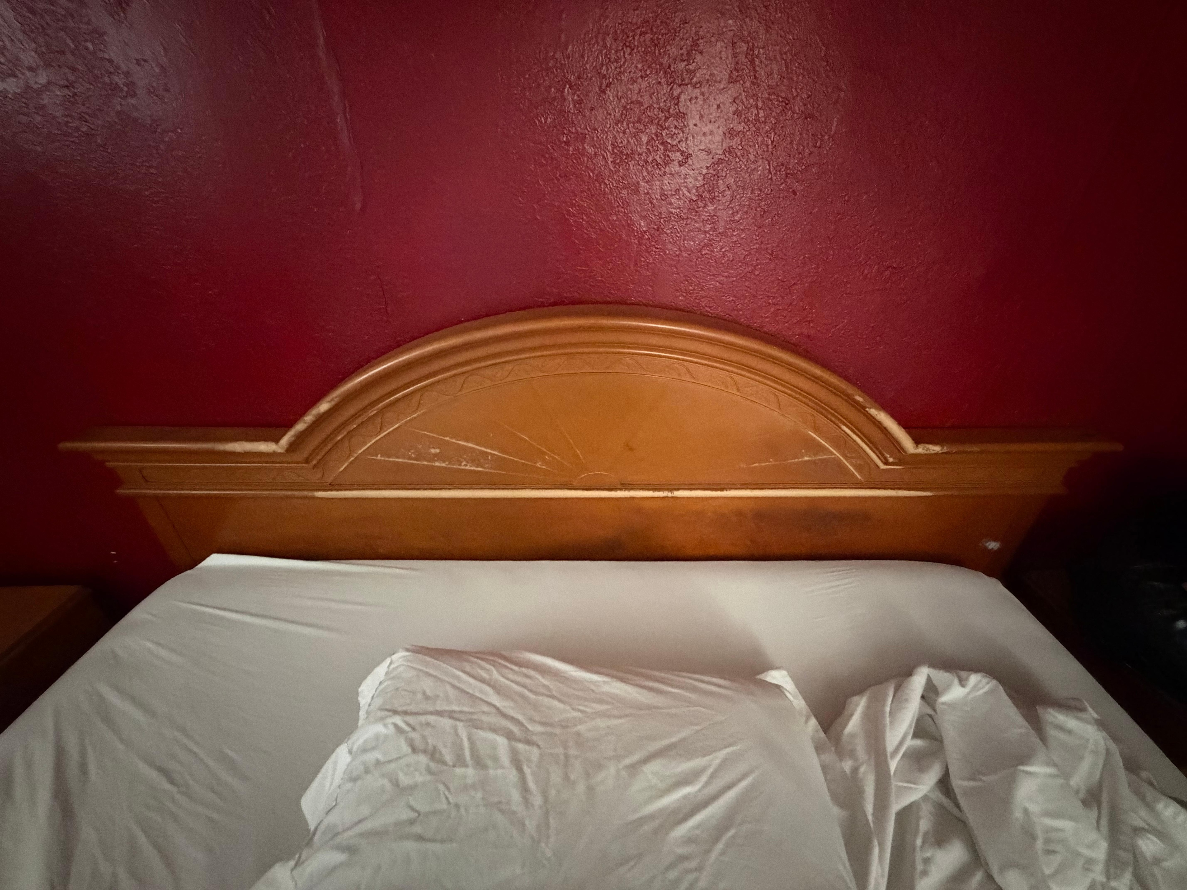 Head board workmen down with handle bars.