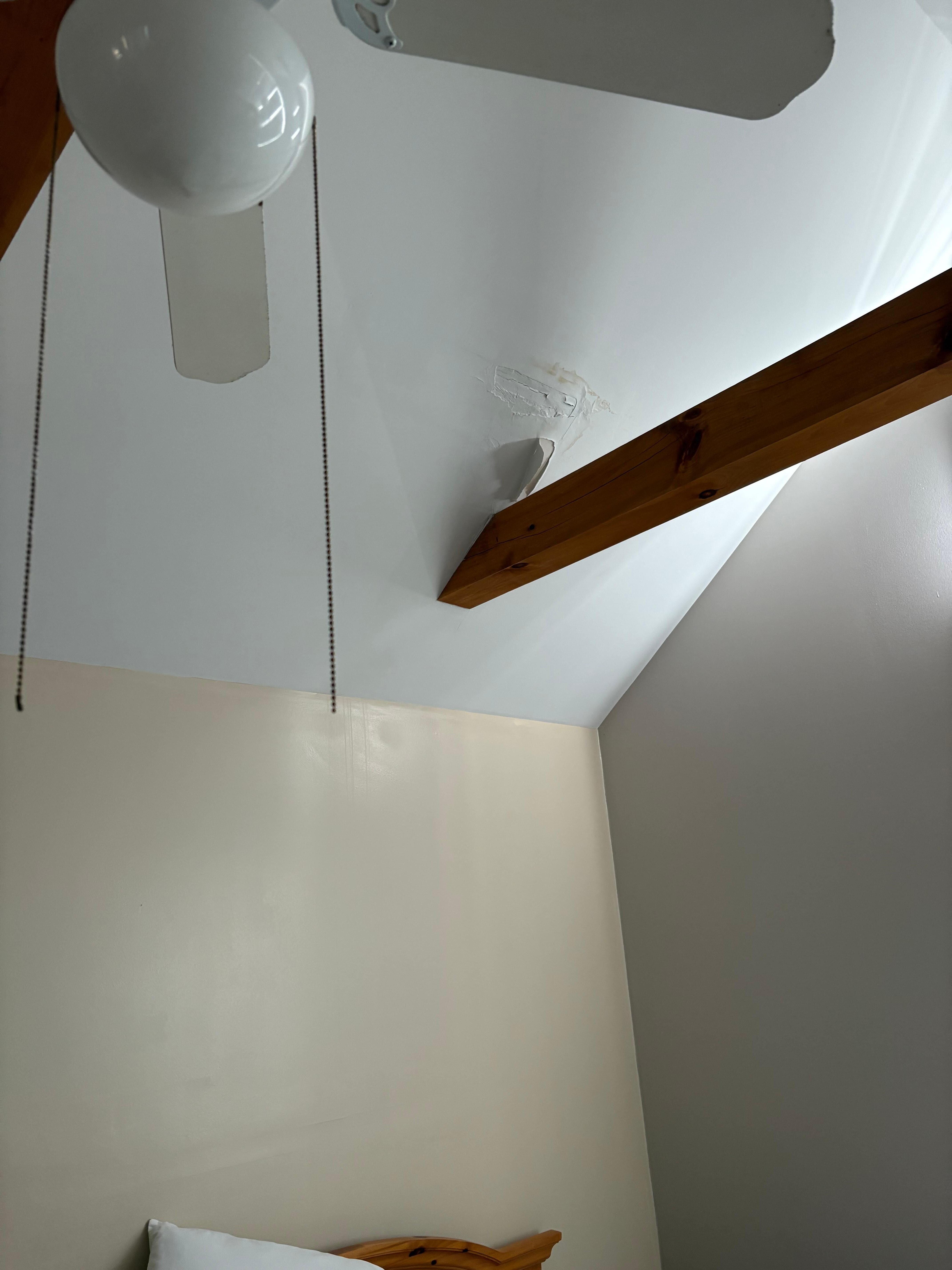 Leaked ceiling 