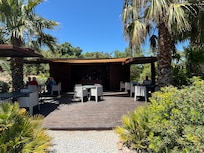 Pool side Bar