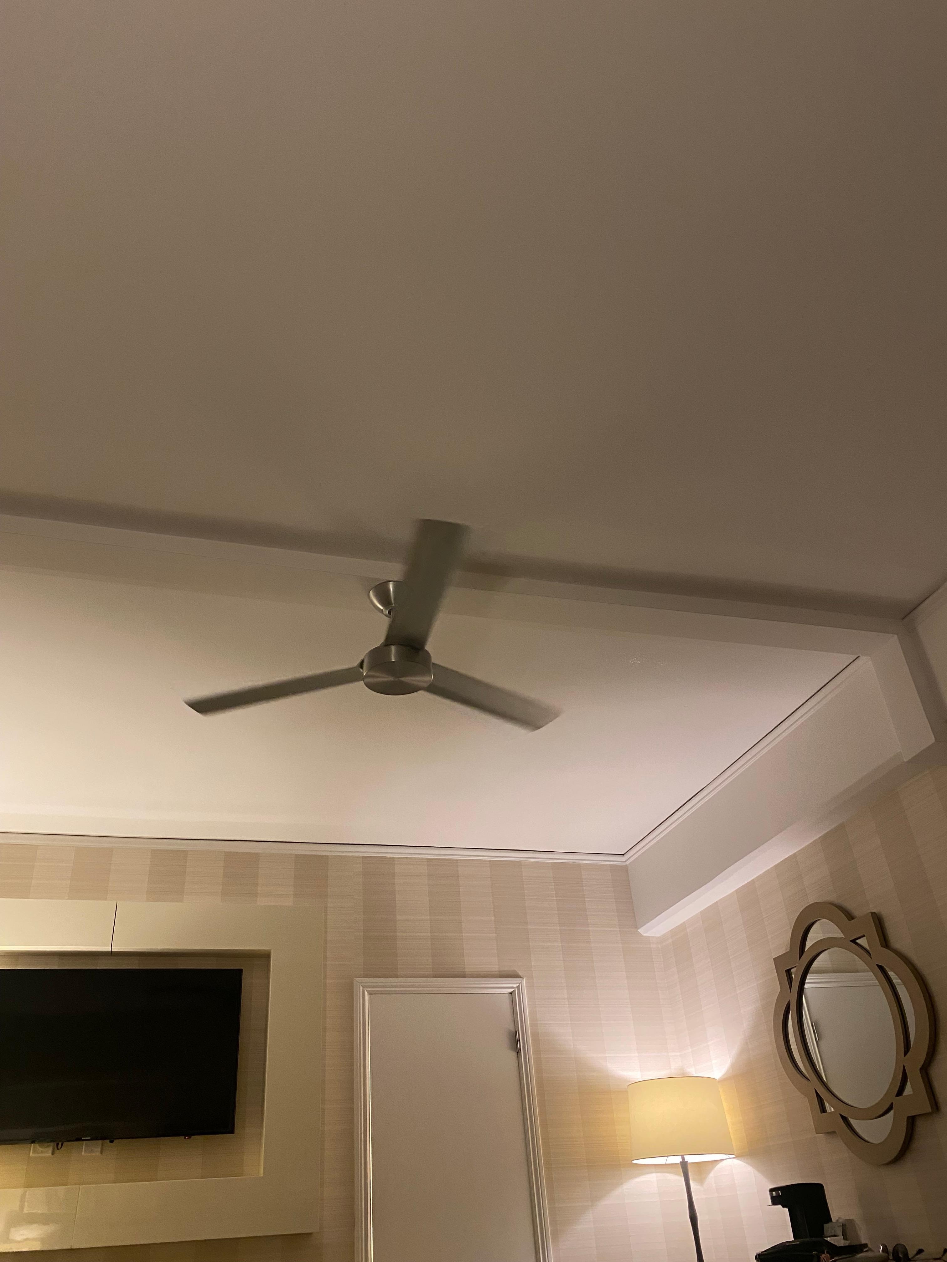Ceiling fan that does nothing