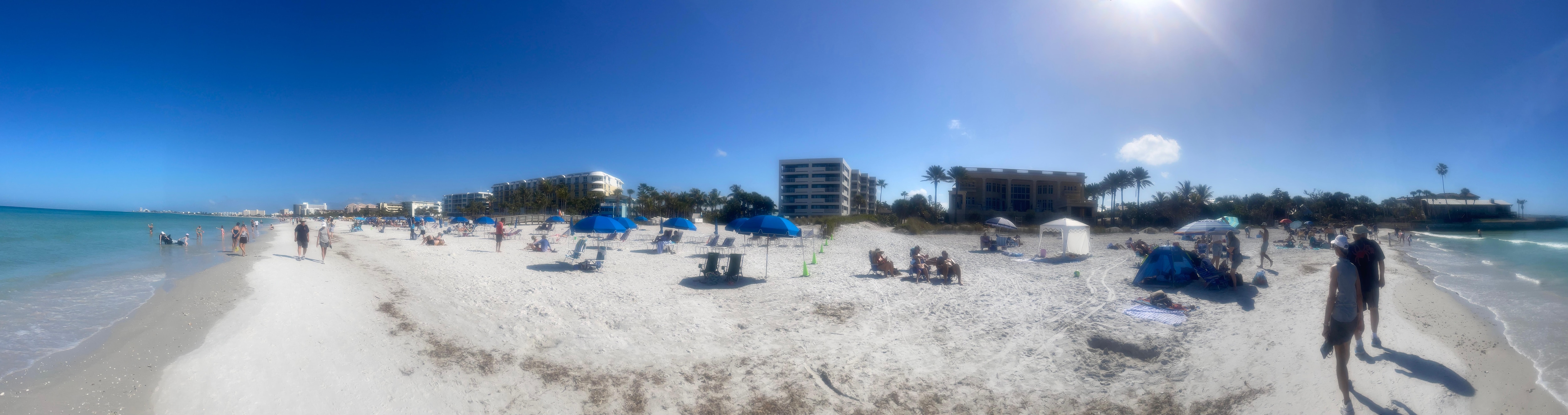 Panoramic photo at the beach