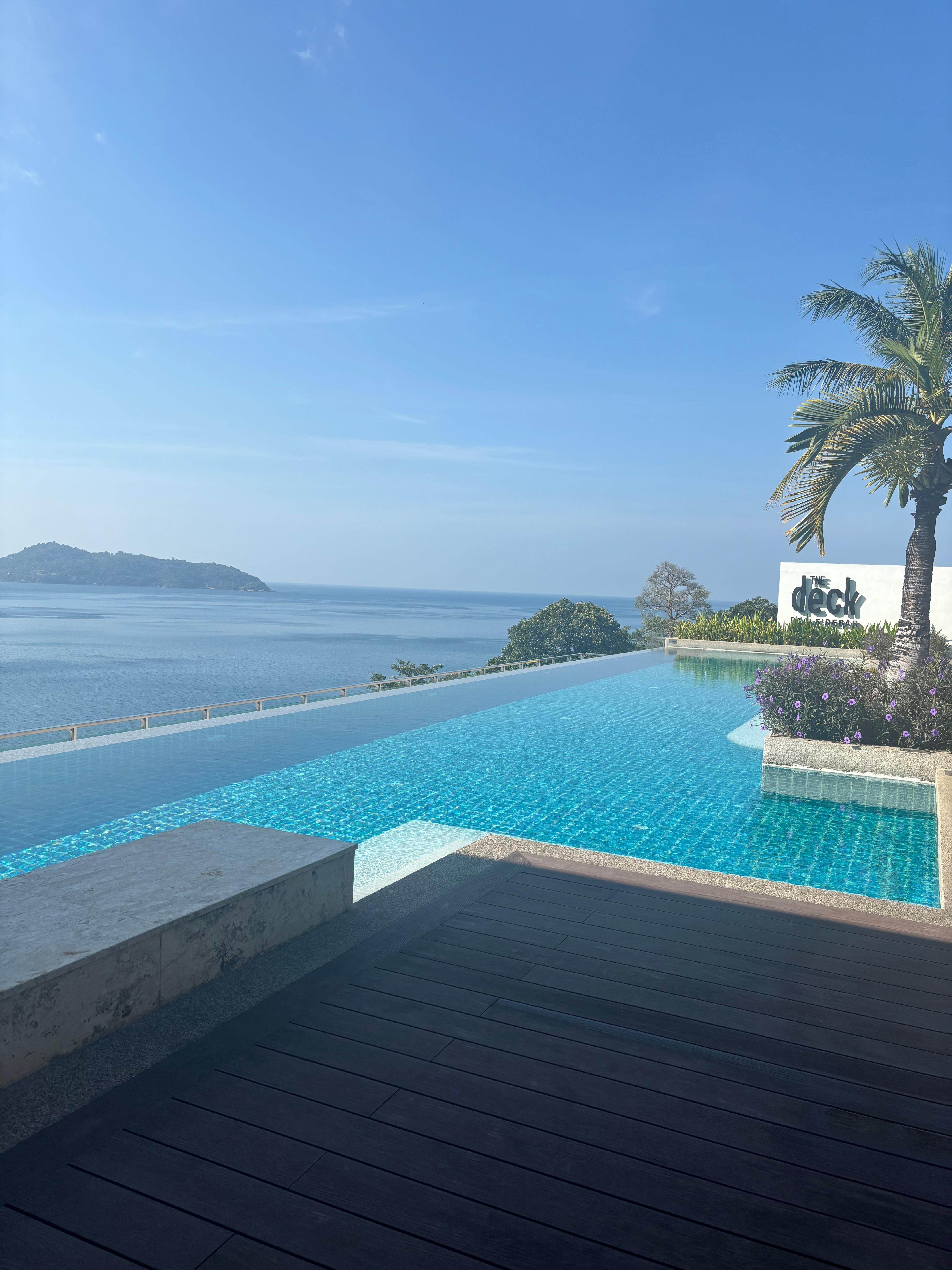 Beautiful view from deck pool, but pool floor could have been cleaned better. Better quality caulk is needed.