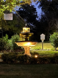 Night or day a beautiful classy place to stay 👍