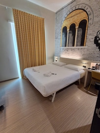 Spacious comfortably bed
