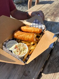 Great fish-n-chips at Haliwood