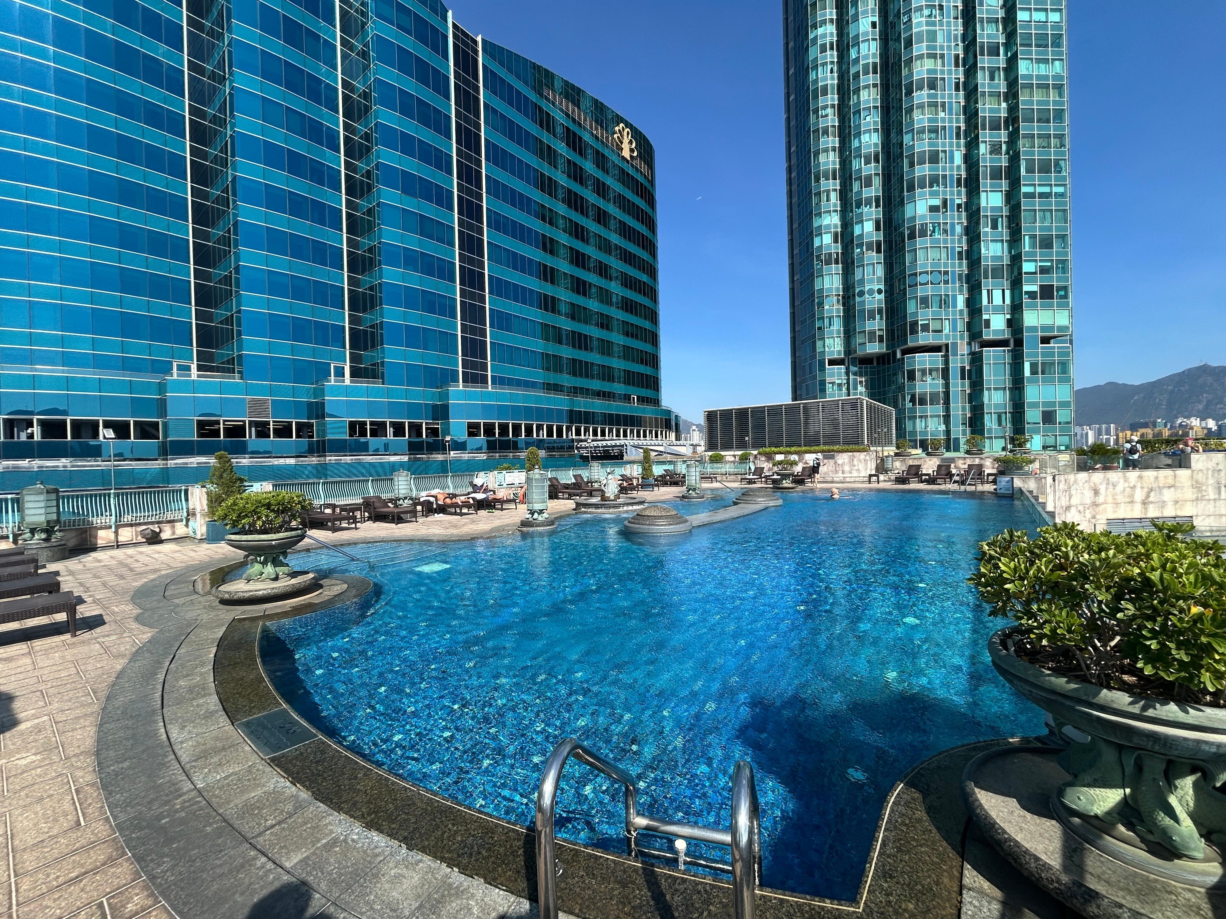Pool deck on 20th floor