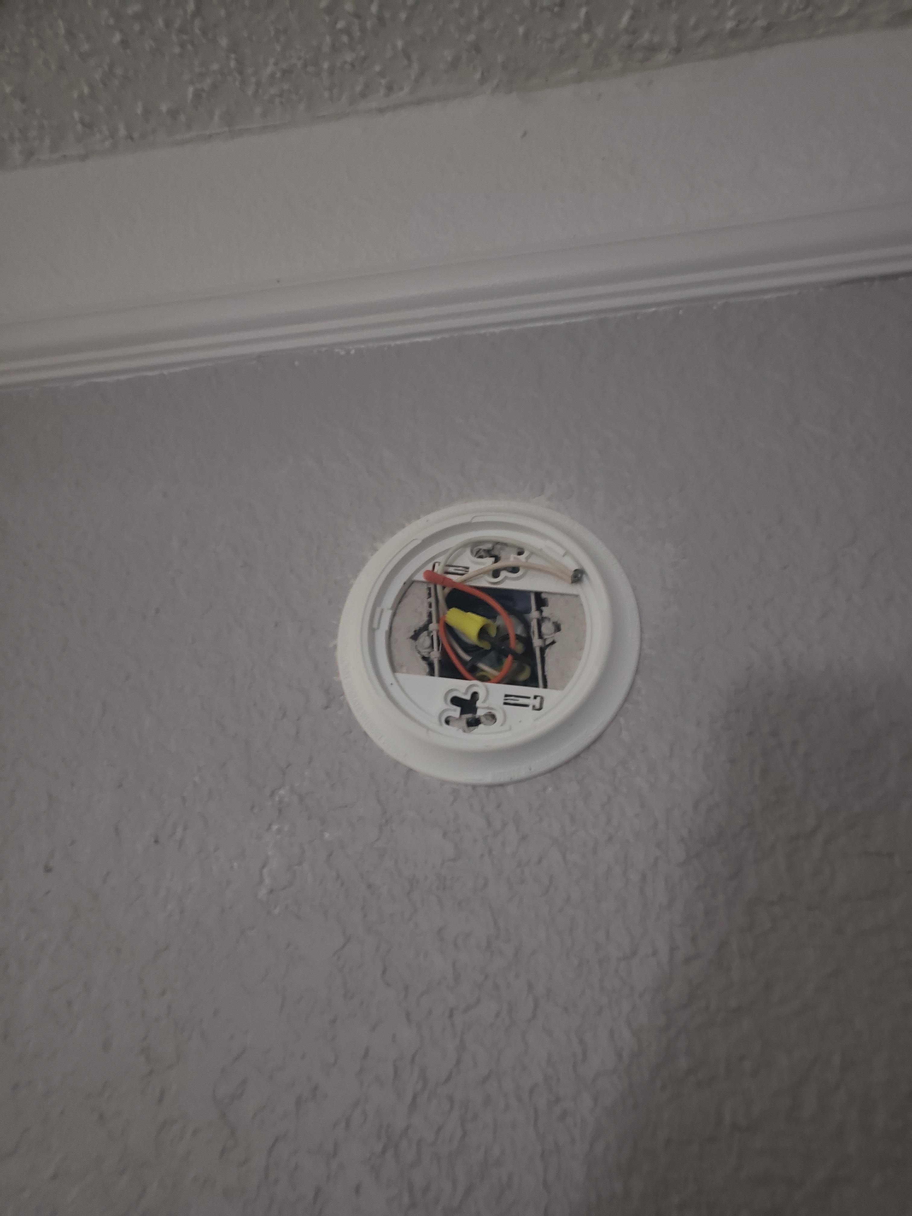 Smoke alarm inoperable.