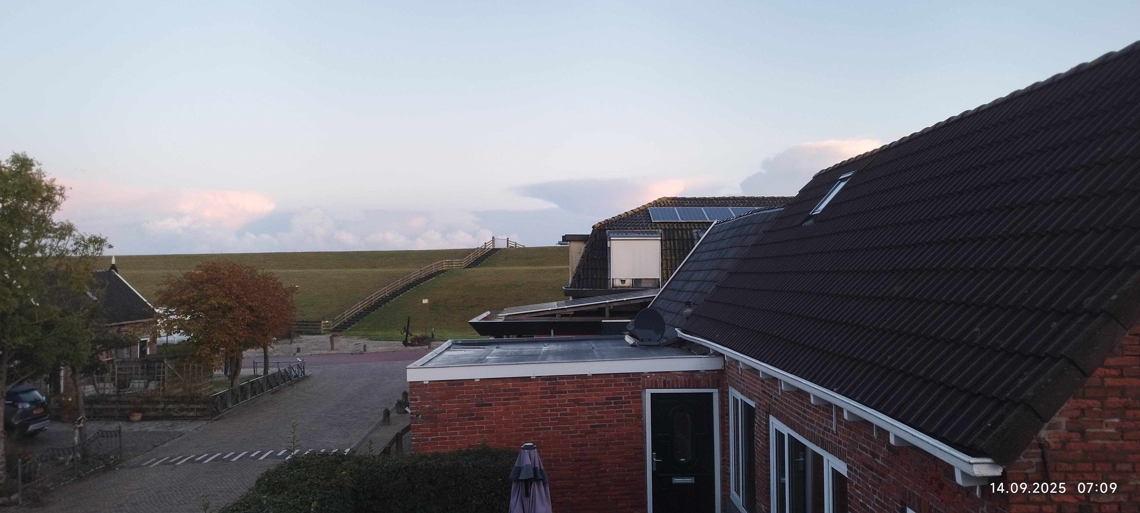 Blich aus 1. Etage zum Deich