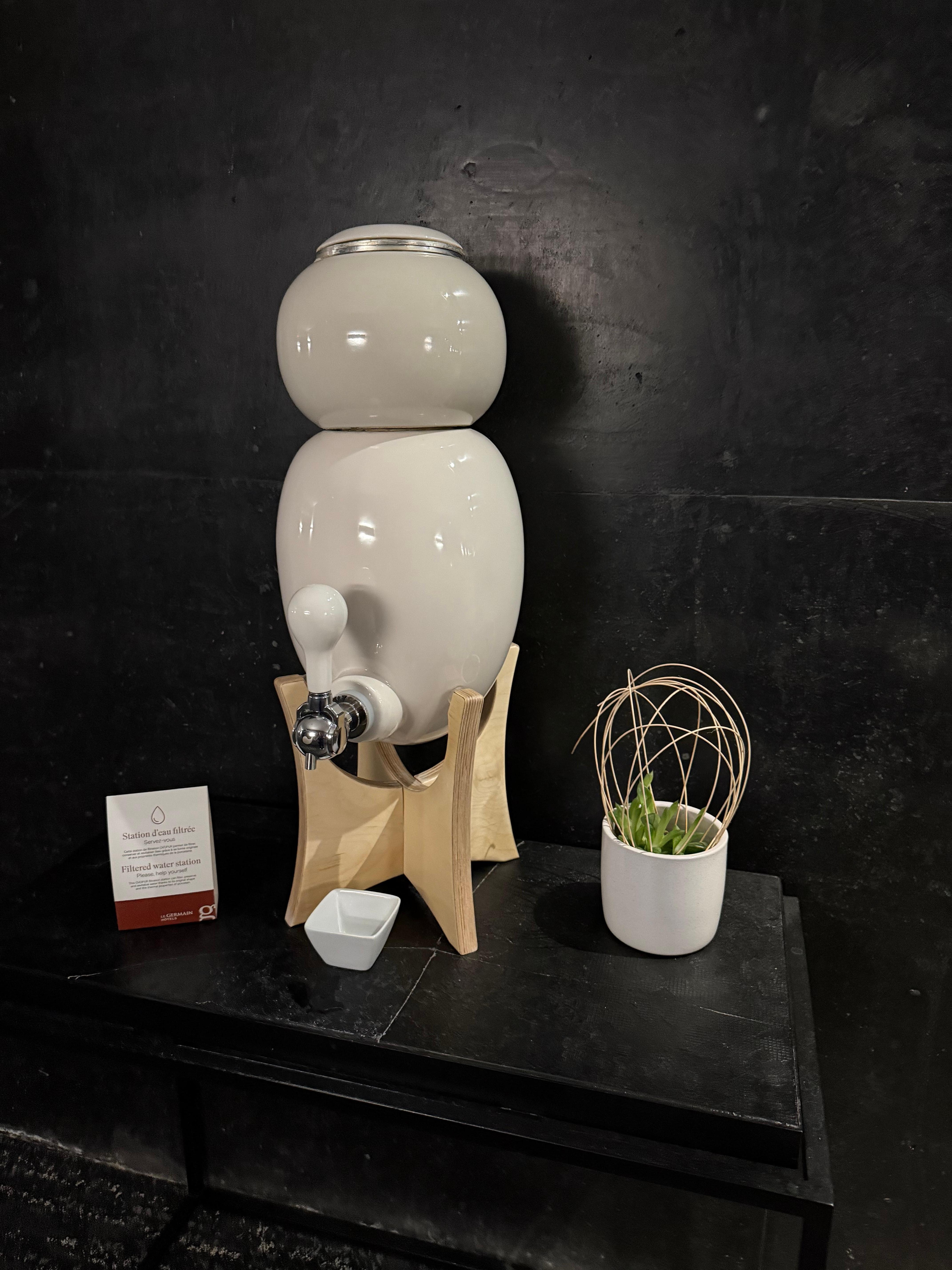 Water dispenser in the hallway