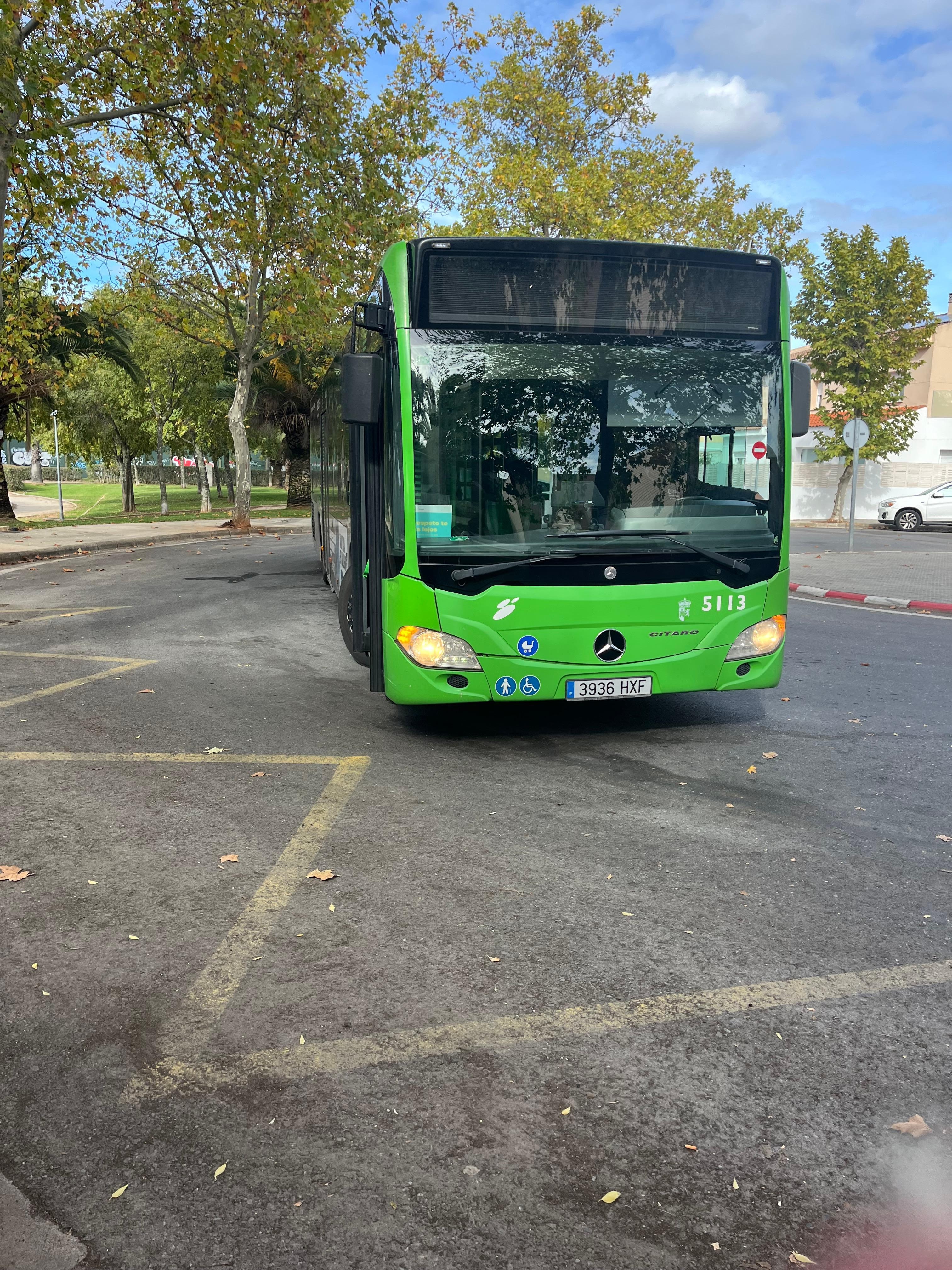 Bus line 8 directly to walking distance of walled city