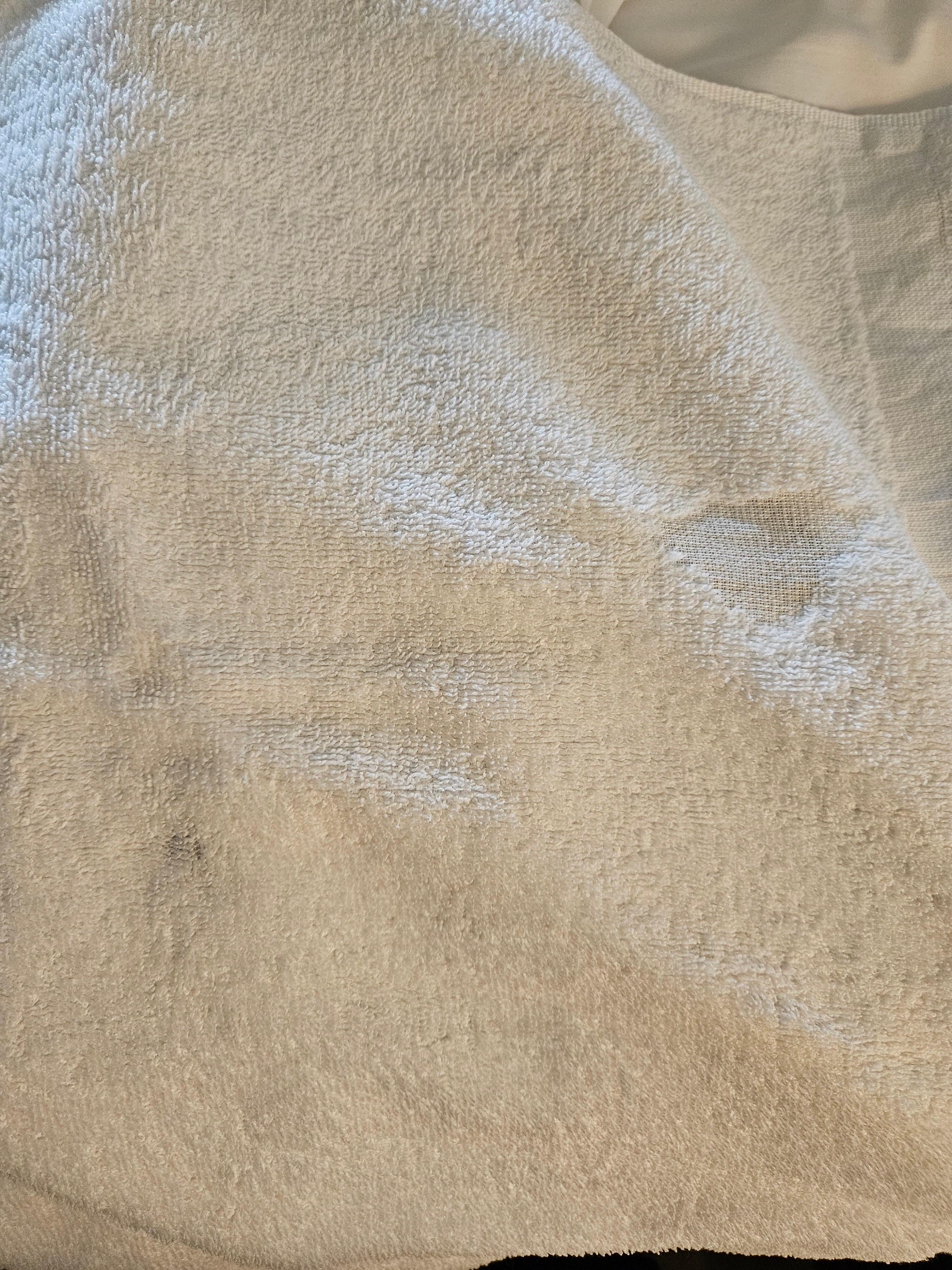 Towels in the bathroom were in poor condition