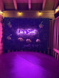 The hot tub area 😍