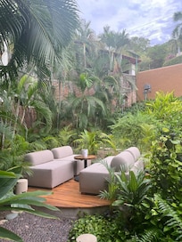 Sitting area near room