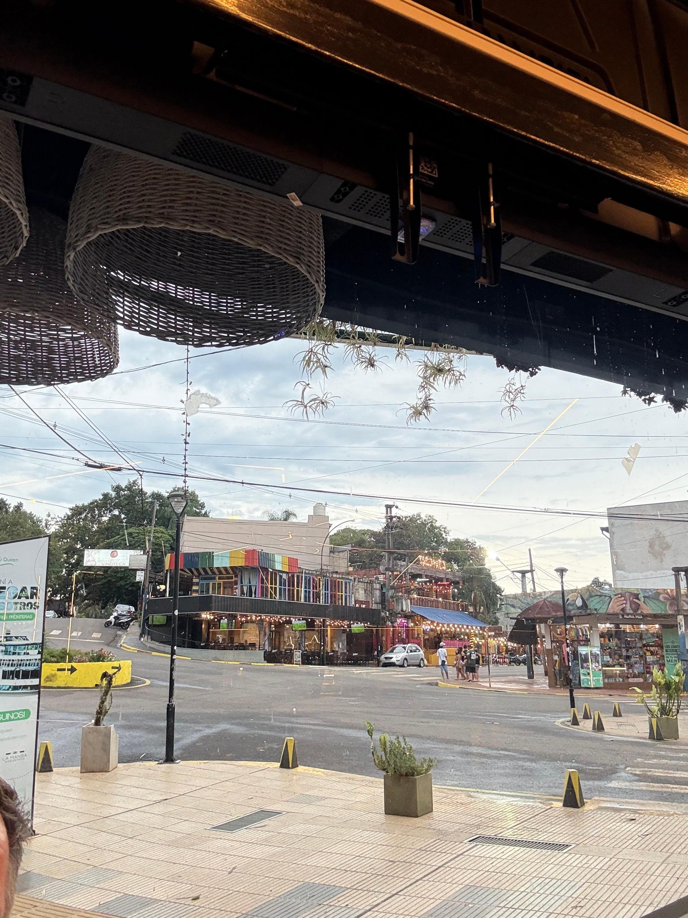 Utsikt fra restaurant Terre Rouge i lobbyen. 