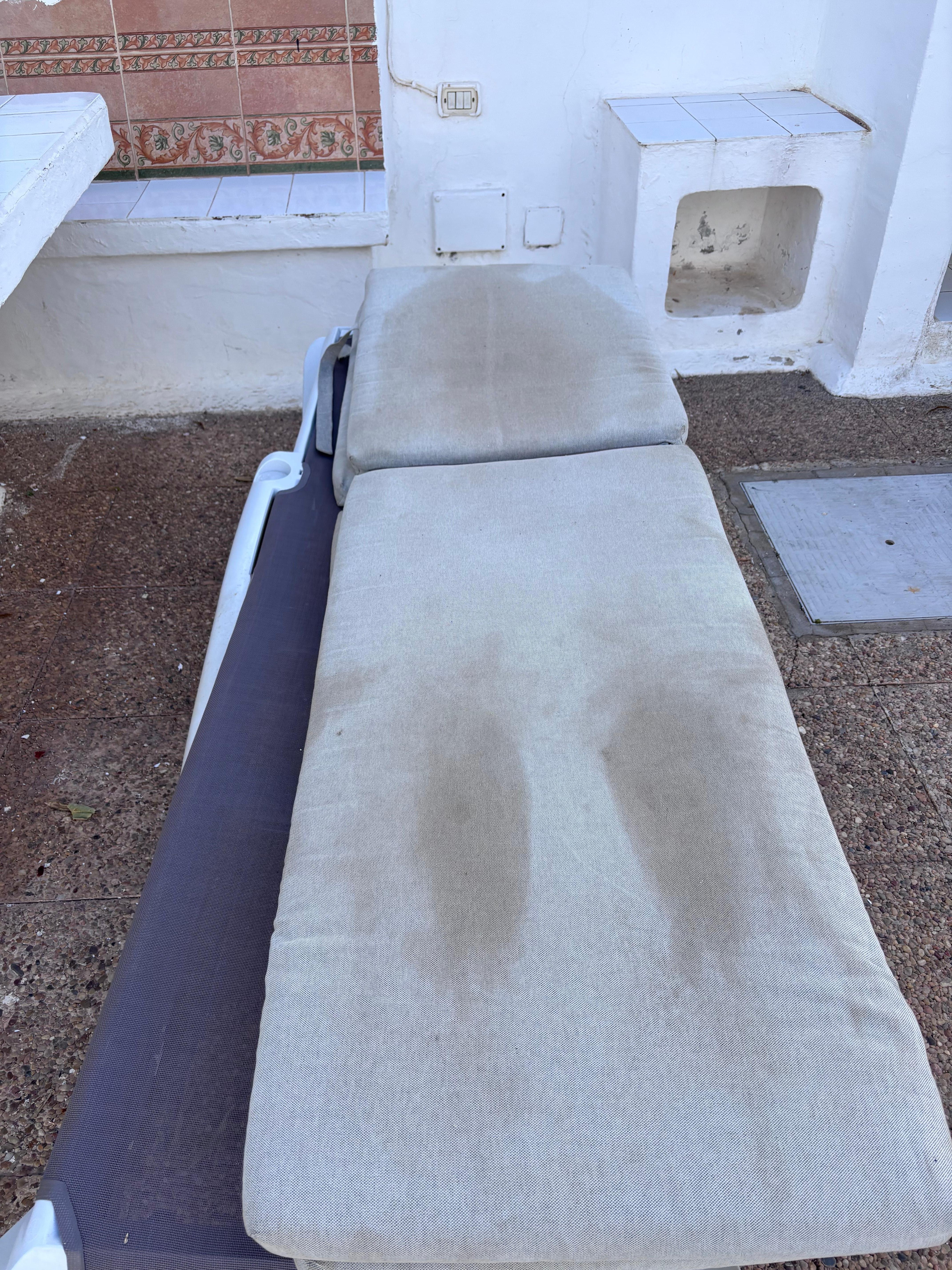 Disgusting sun lounge cushions. 